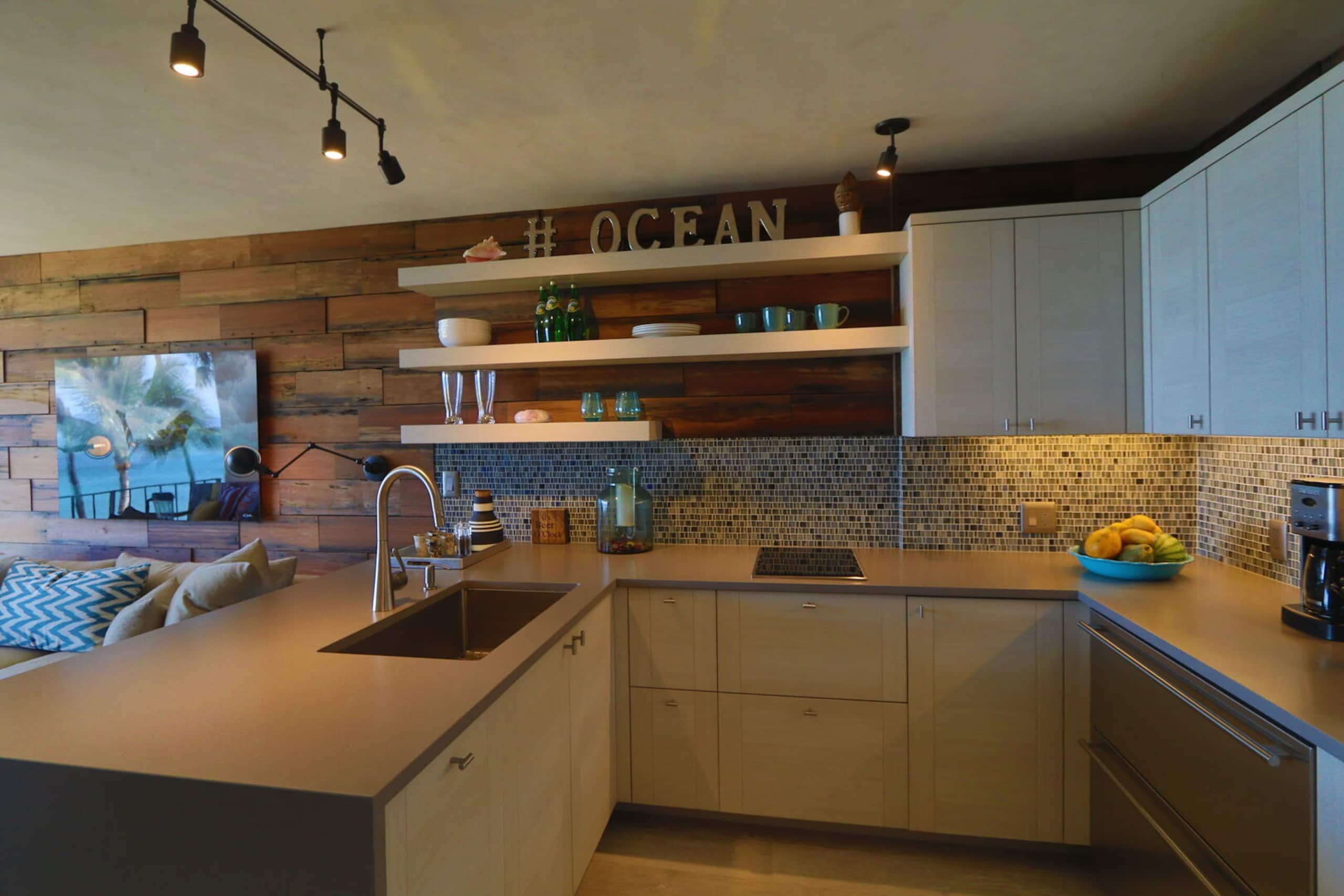 Condo in Kihei · ★4.71 · 1 bedroom · 1 bed · 1 bath - Image 2