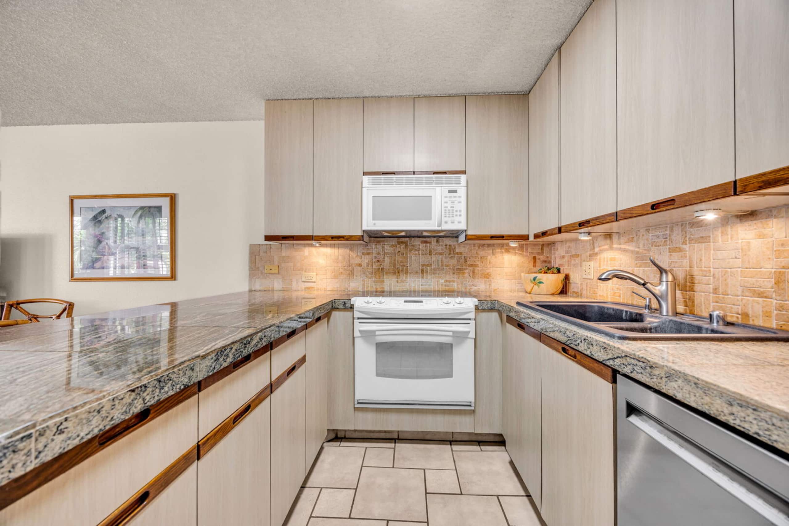 Condo in Kihei · ★4.67 · 1 bedroom · 2 beds · 2 baths - Image 19