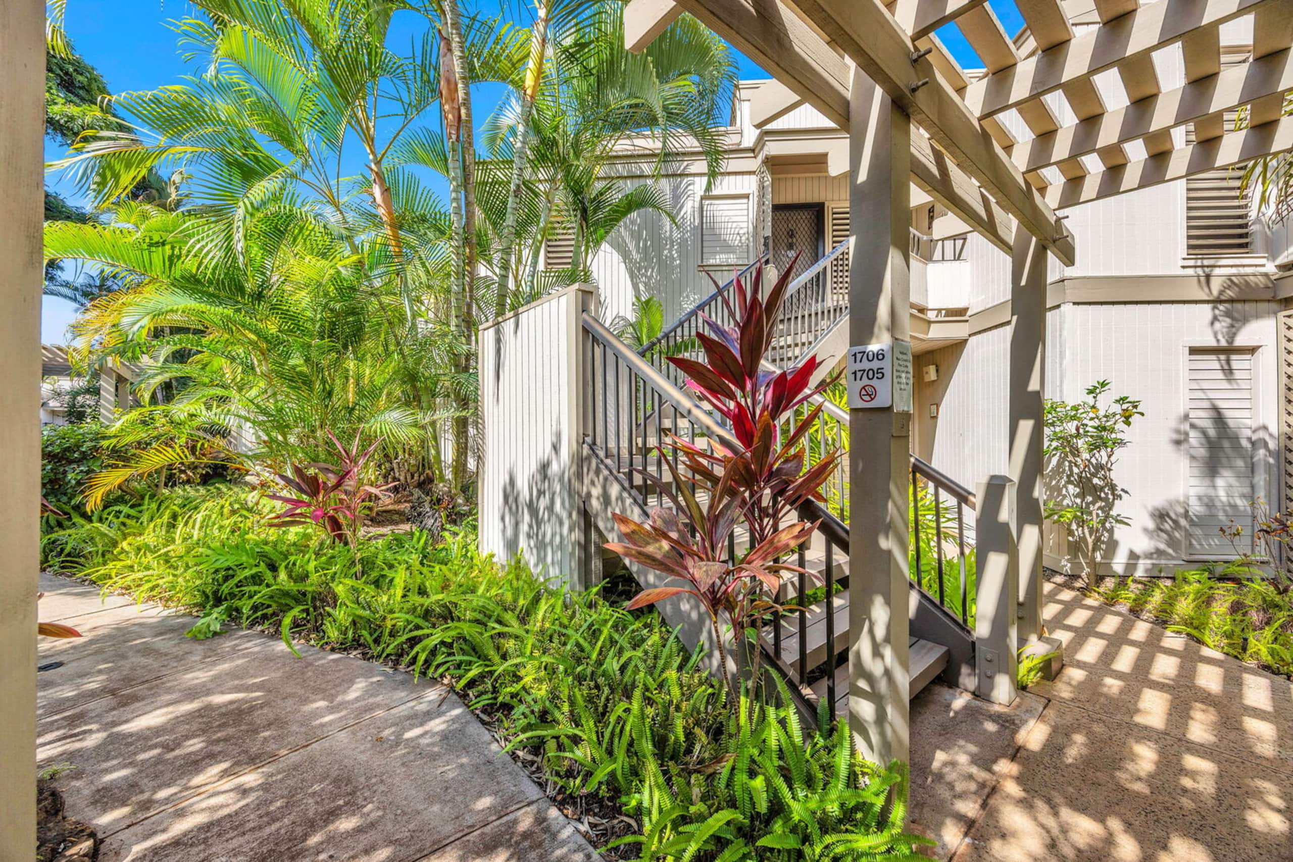 Condo in Kihei · ★4.33 · 2 bedrooms · 4 beds · 2 baths - Image 35