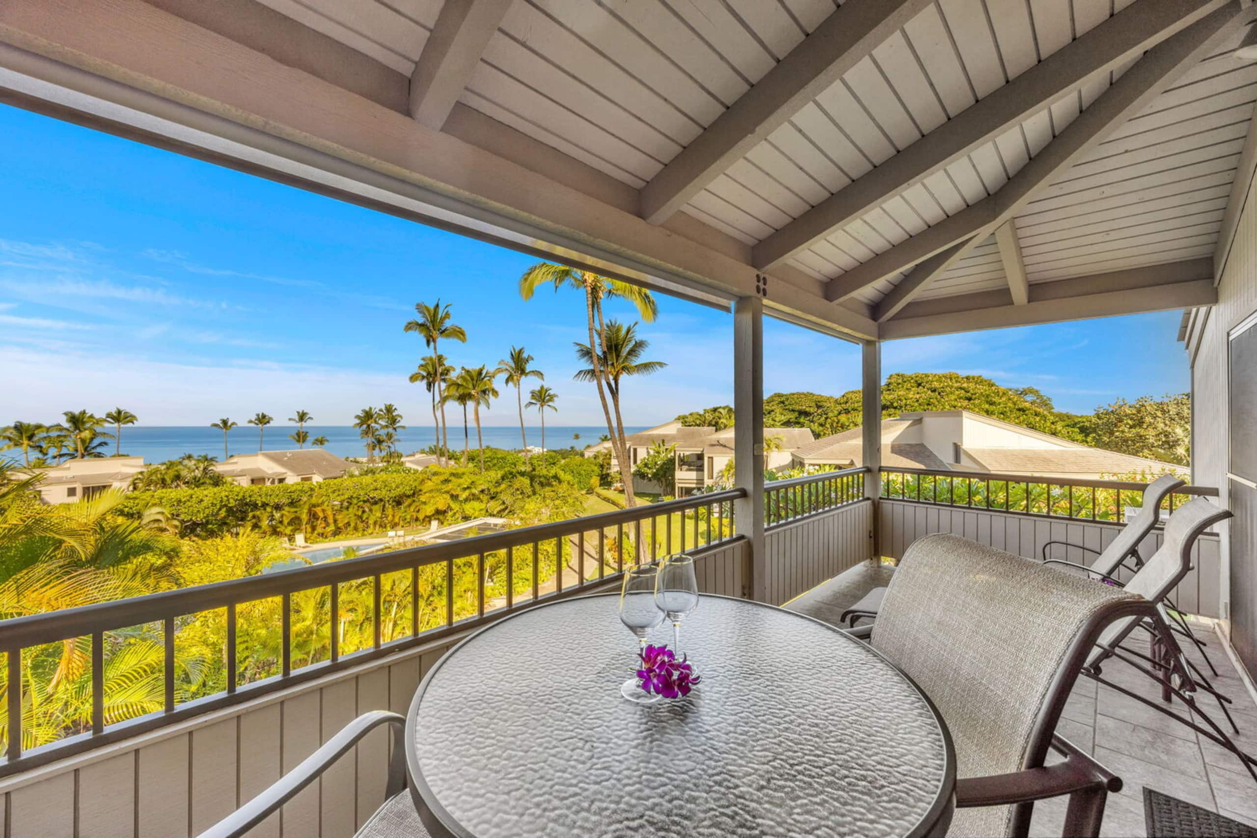 Condo in Kihei · ★4.33 · 2 bedrooms · 4 beds · 2 baths - Image 2
