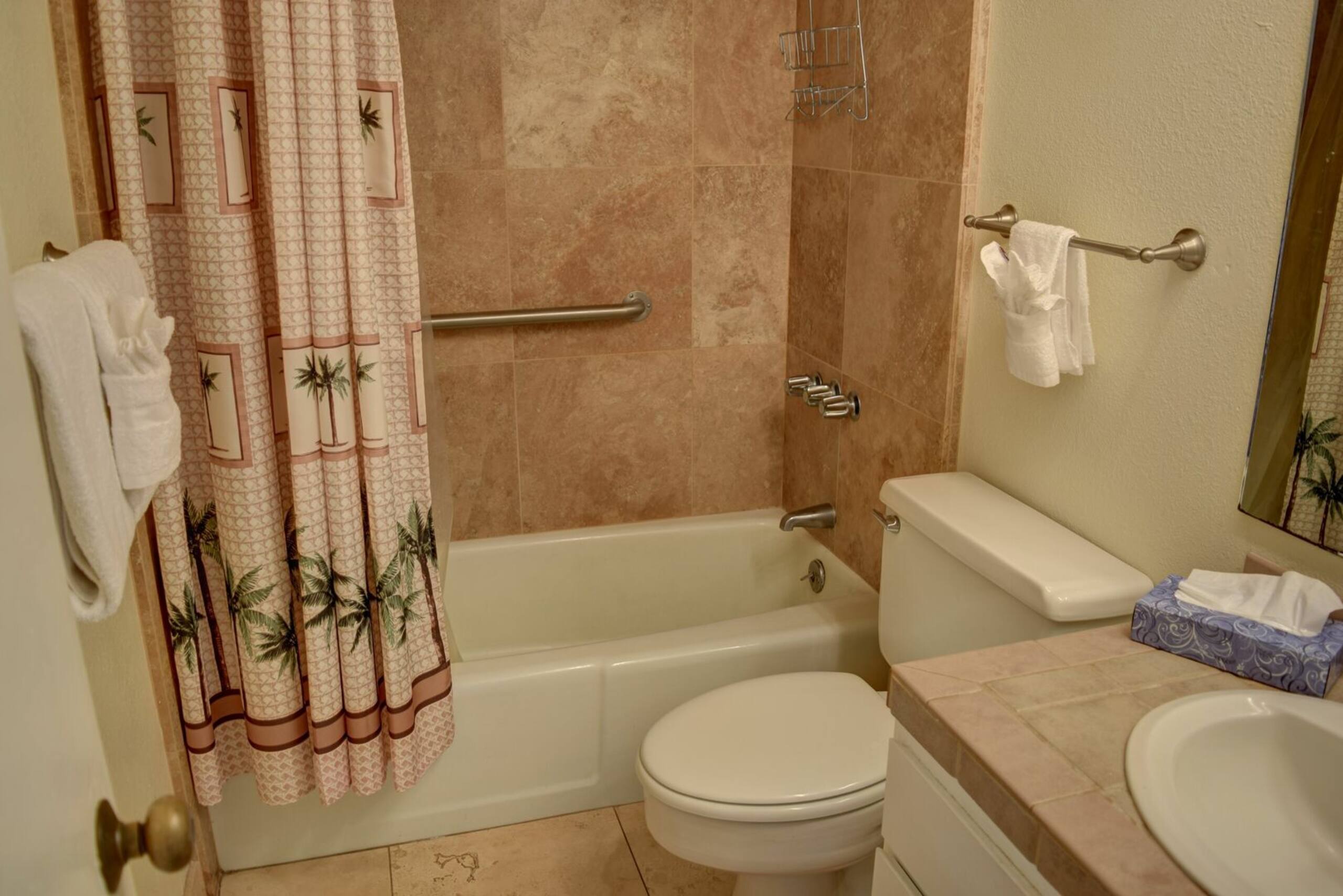 Condo in Kihei · ★4.6 · 1 bedroom · 1 bed · 1 bath - Image 8
