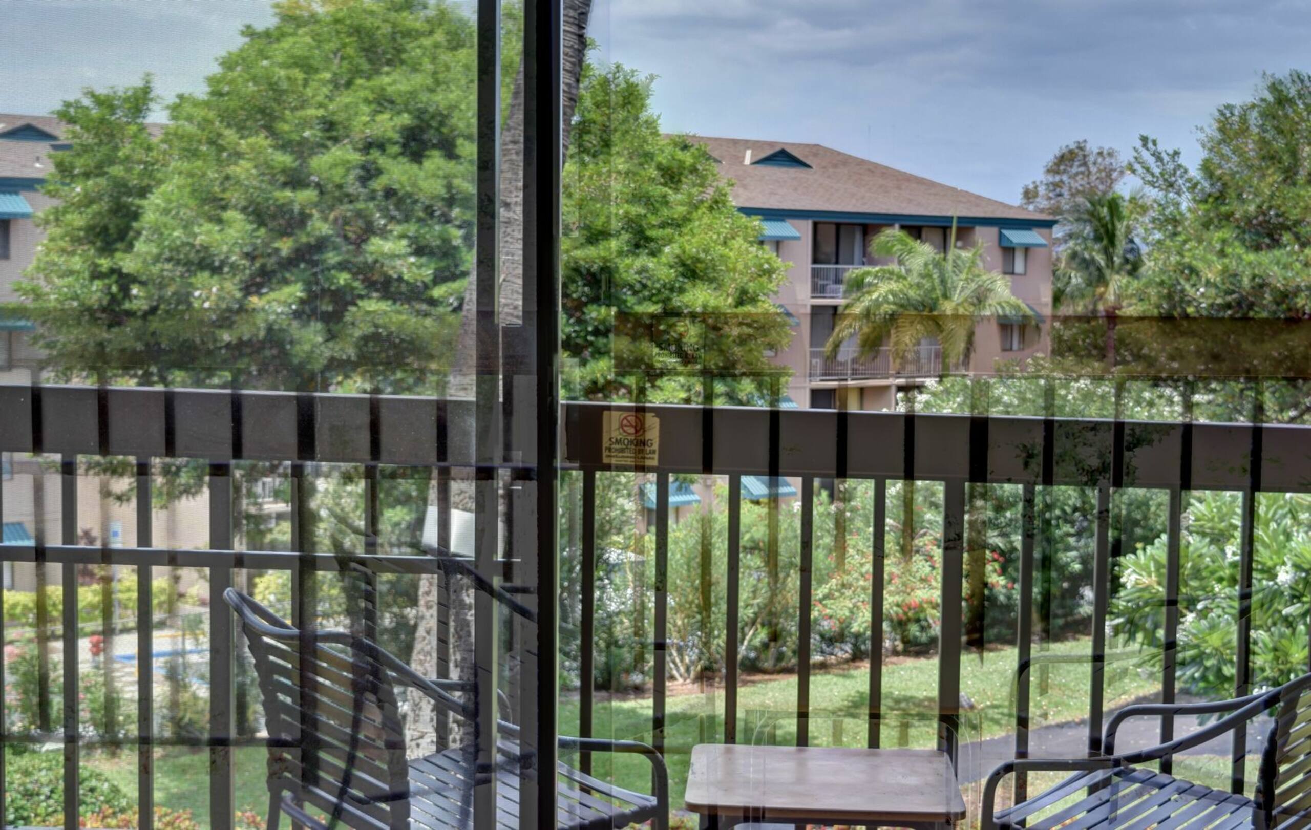 Condo in Kihei · ★4.6 · 1 bedroom · 1 bed · 1 bath - Image 9