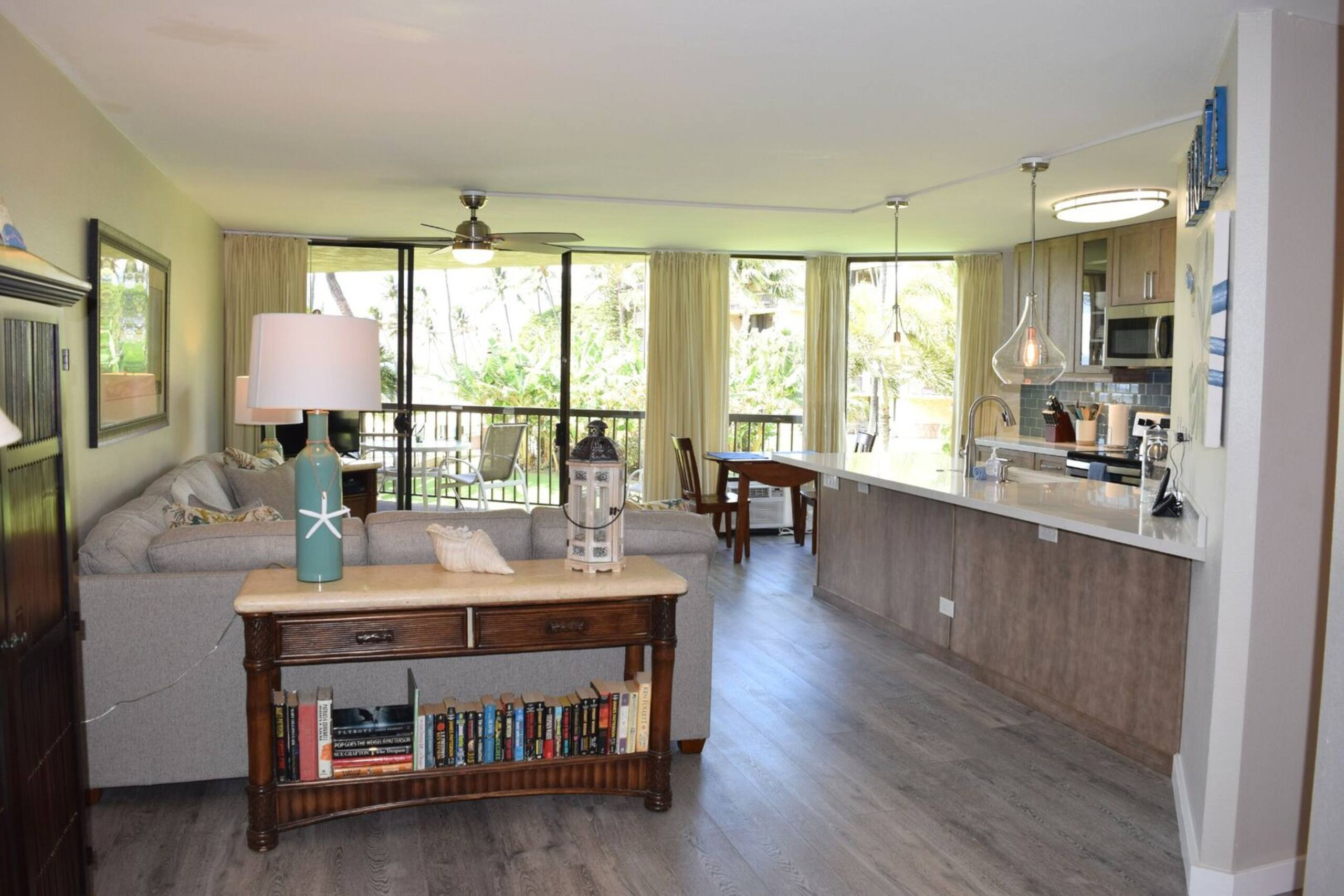 Condo in Kihei · ★4.64 · 2 bedrooms · 4 beds · 2 baths - Image 1