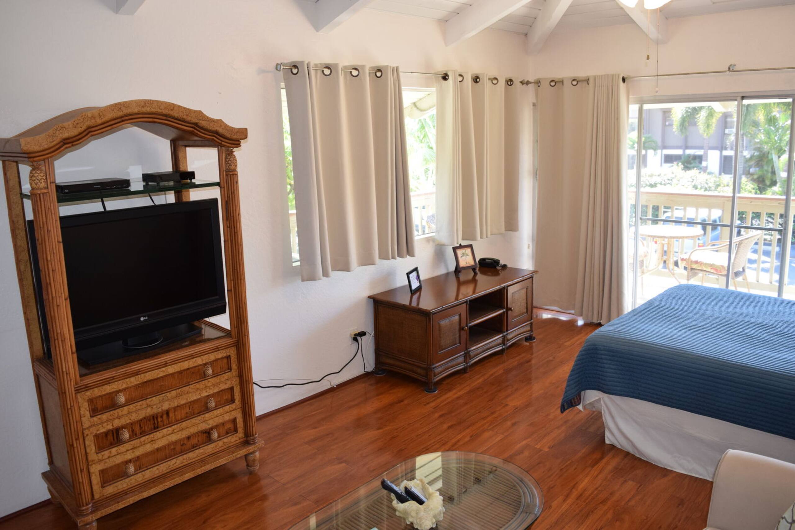 Condo in Kihei · ★4.14 · 1 bedroom · 1 bed · 1 bath - Image 14
