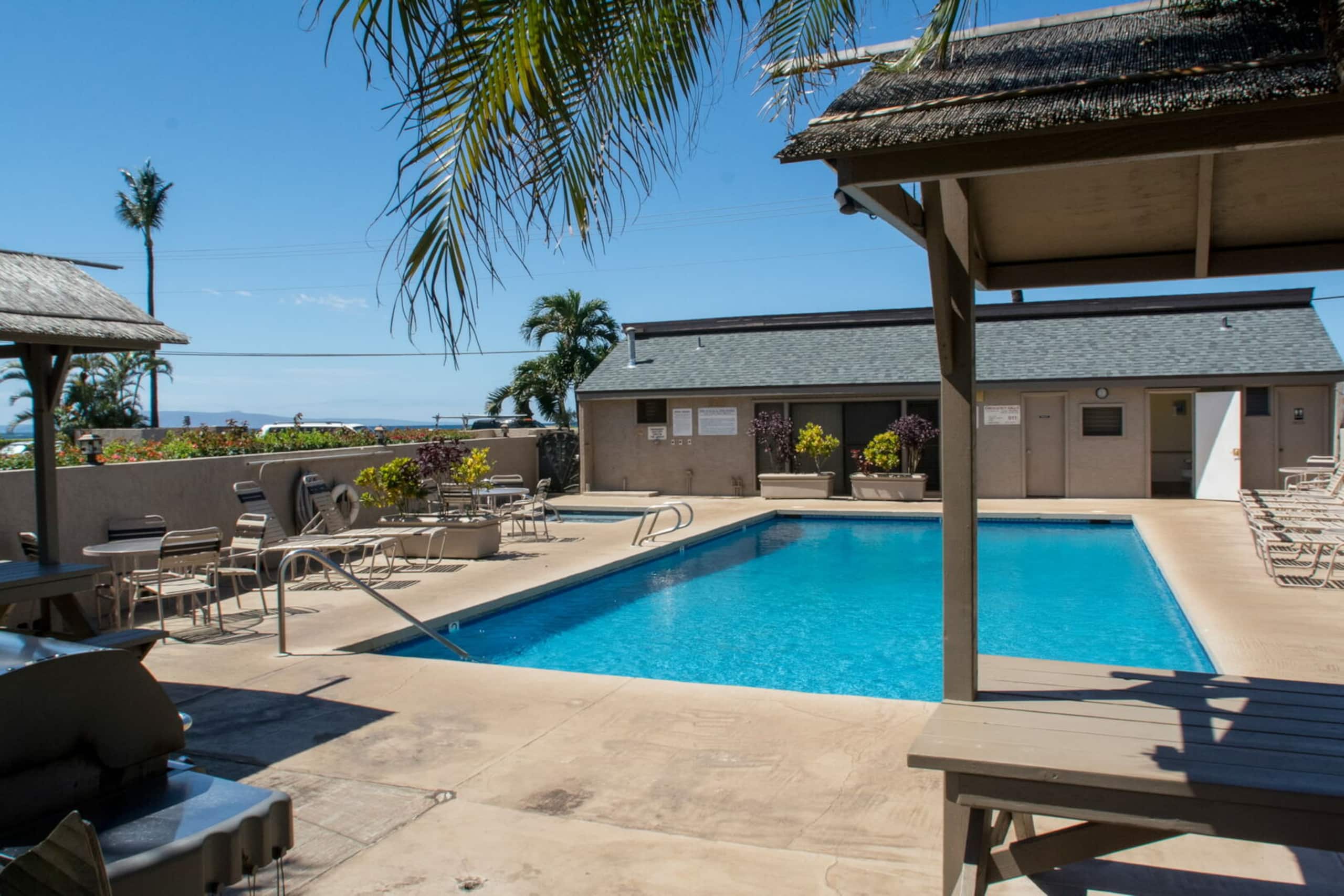 Condo in Kihei · ★4.38 · 2 bedrooms · 4 beds · 1 bath - Image 9