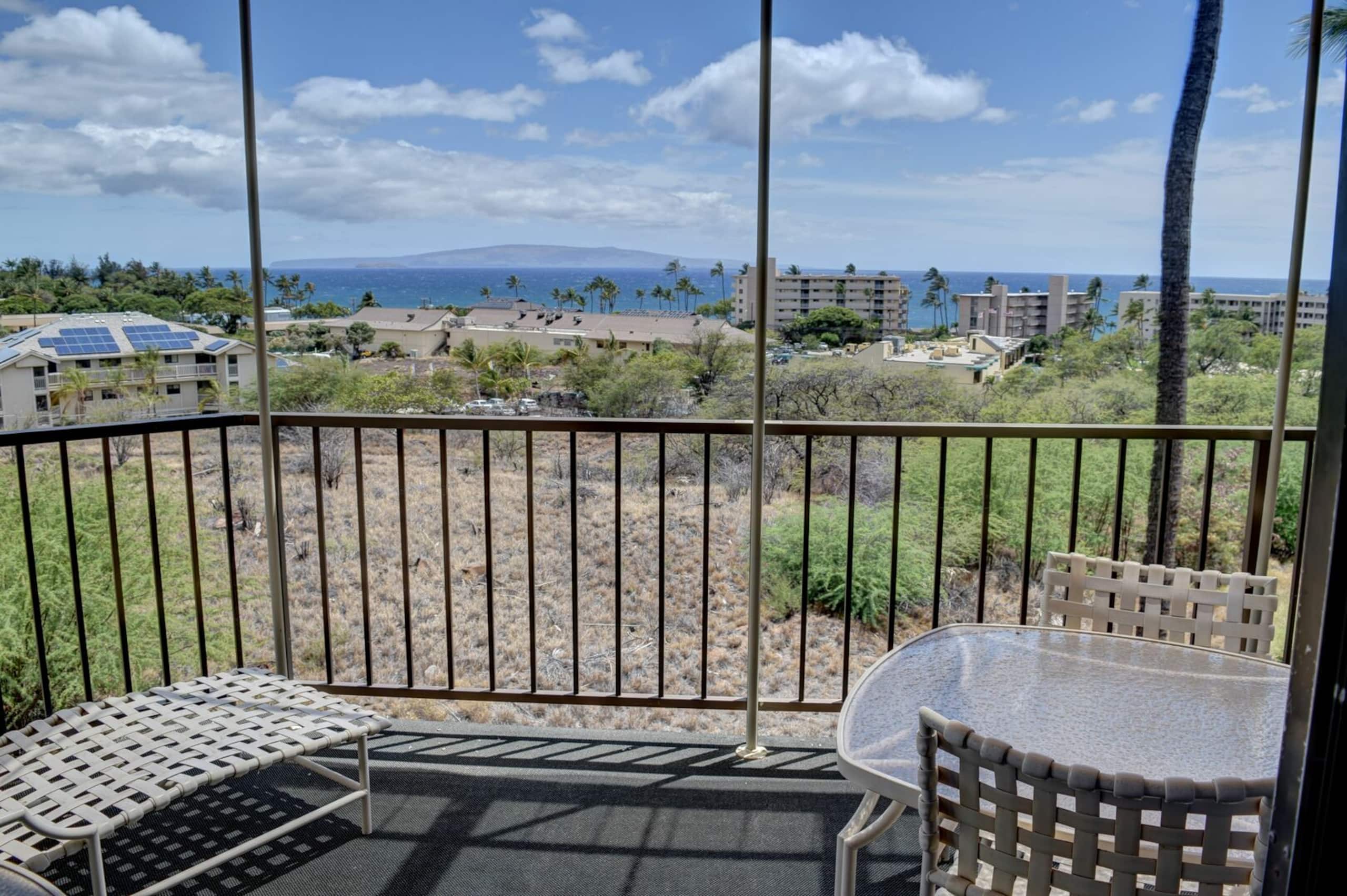 Condo in Kihei · ★4.77 · 2 bedrooms · 3 beds · 1 bath - Image 21