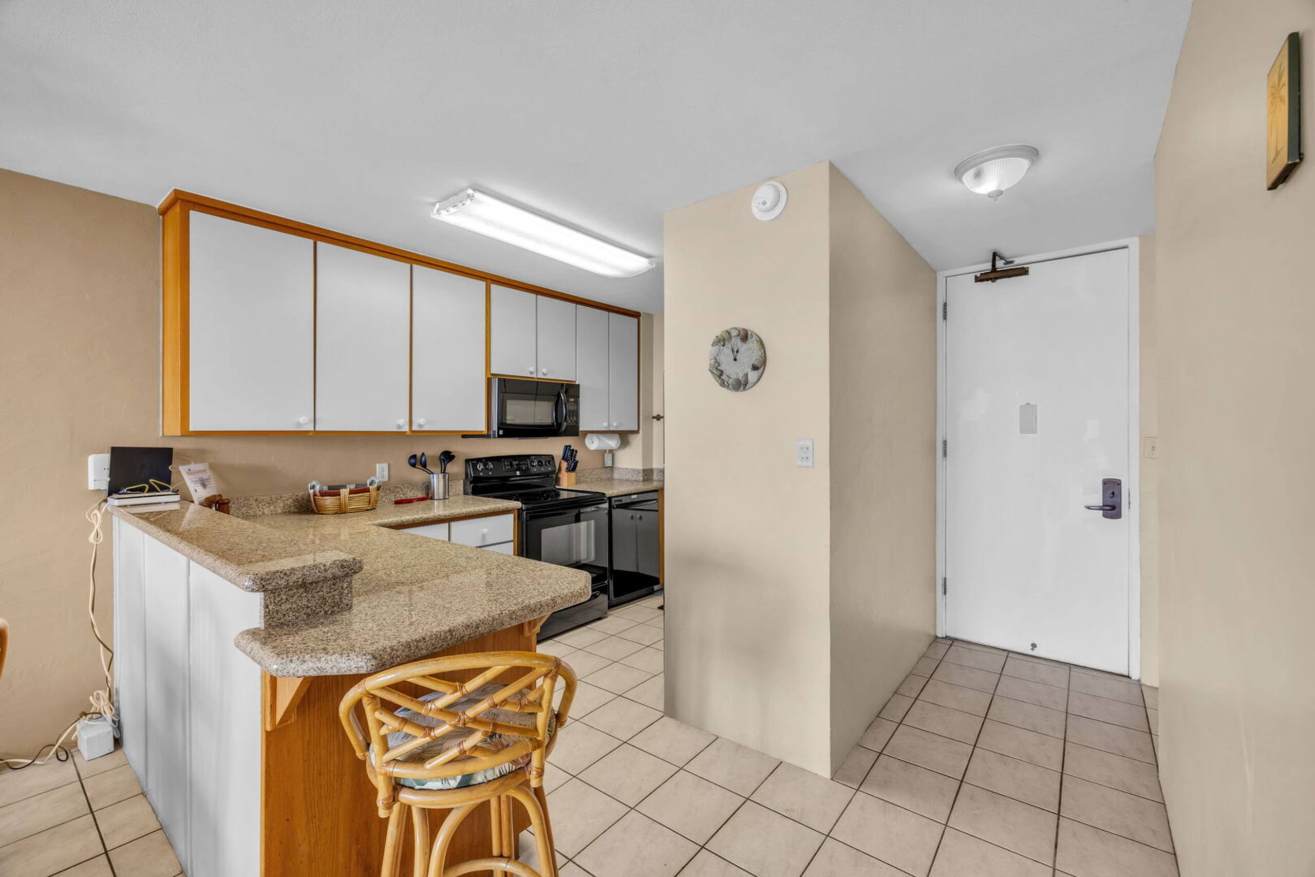 Condo in Kihei · ★4.76 · 2 bedrooms · 3 beds · 2 baths - Image 21