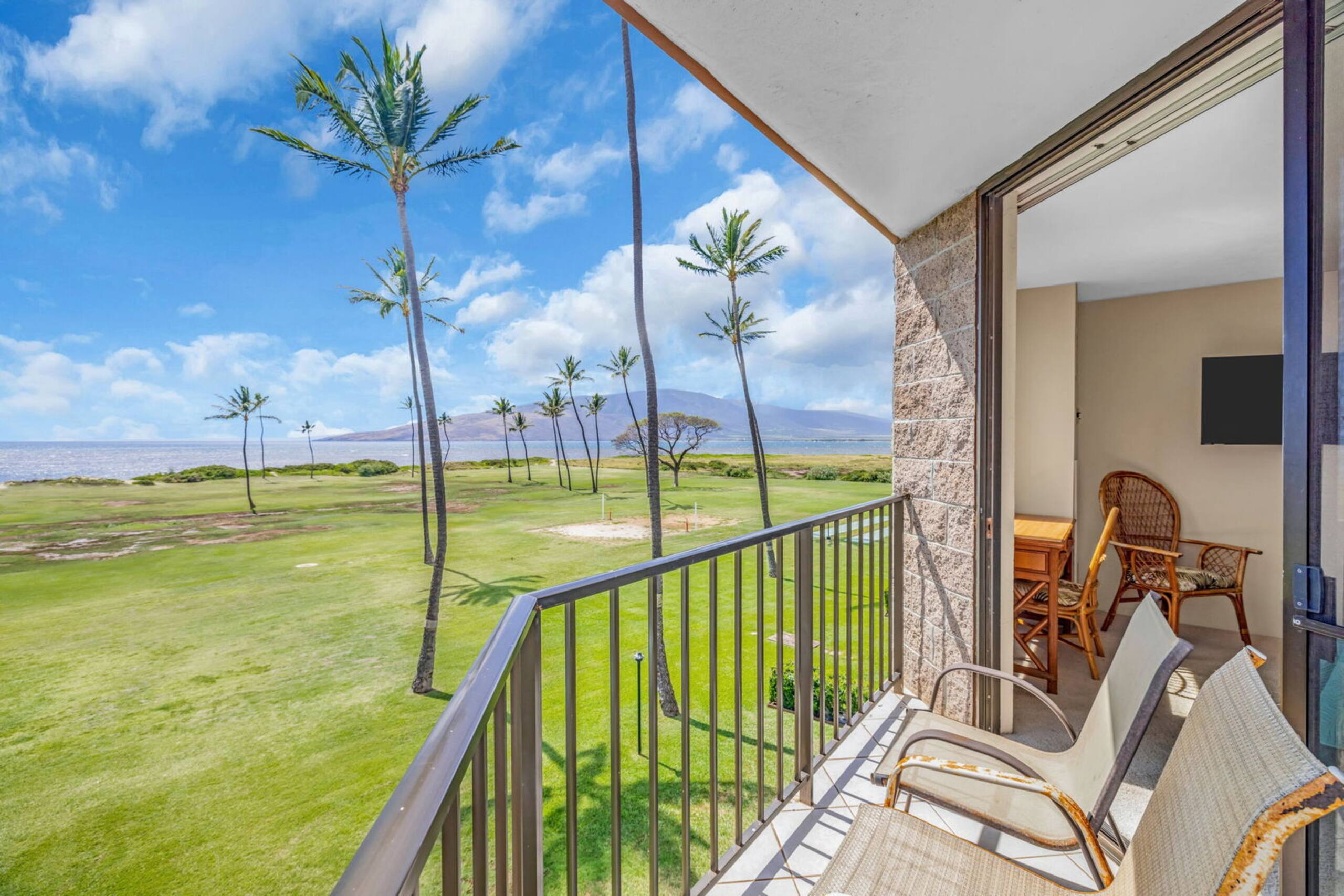 Condo in Kihei · ★4.76 · 2 bedrooms · 3 beds · 2 baths - Image 4