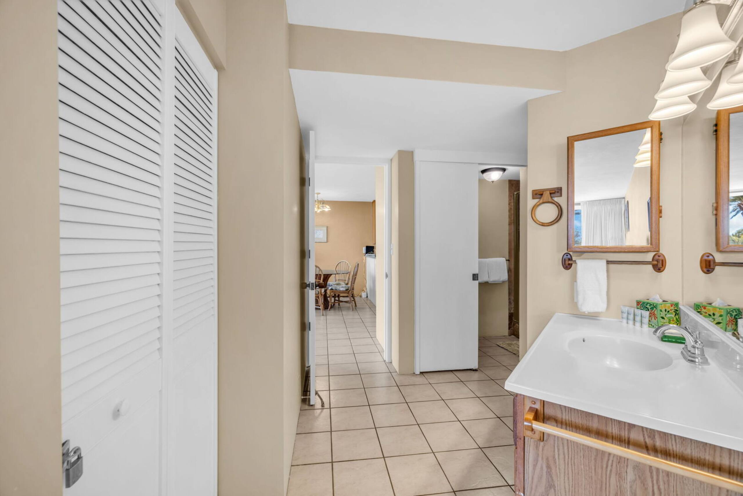 Condo in Kihei · ★4.76 · 2 bedrooms · 3 beds · 2 baths - Image 10