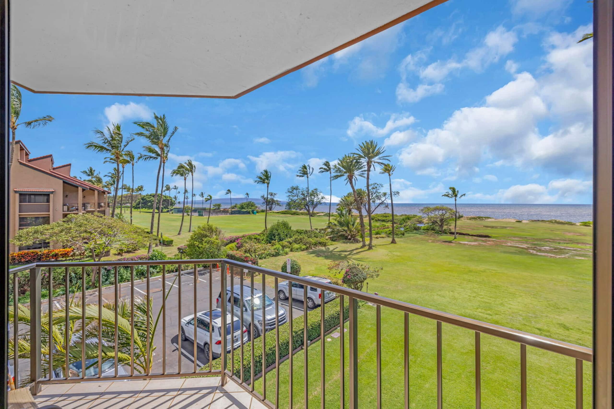 Condo in Kihei · ★4.76 · 2 bedrooms · 3 beds · 2 baths - Image 2
