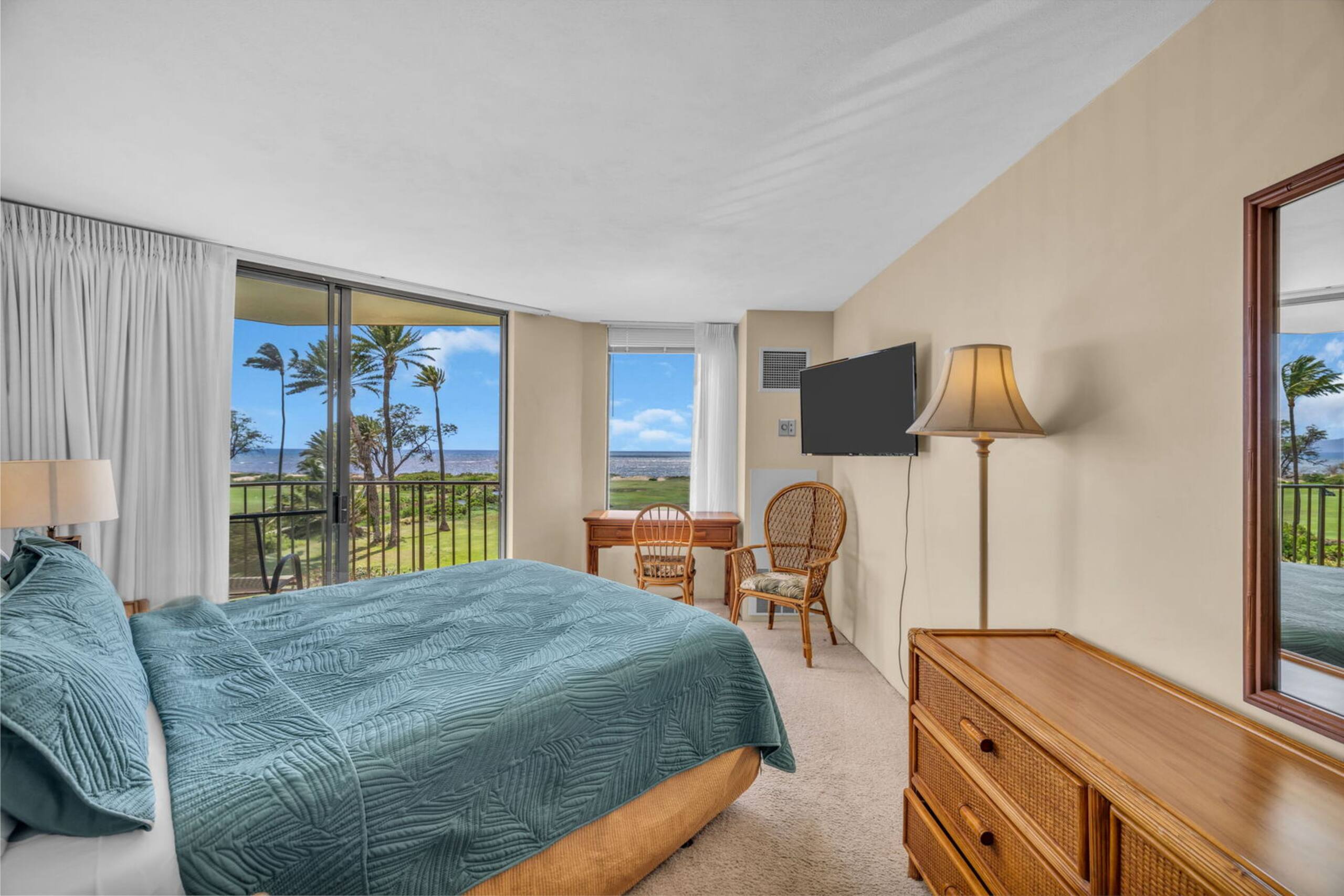 Condo in Kihei · ★4.76 · 2 bedrooms · 3 beds · 2 baths - Image 8