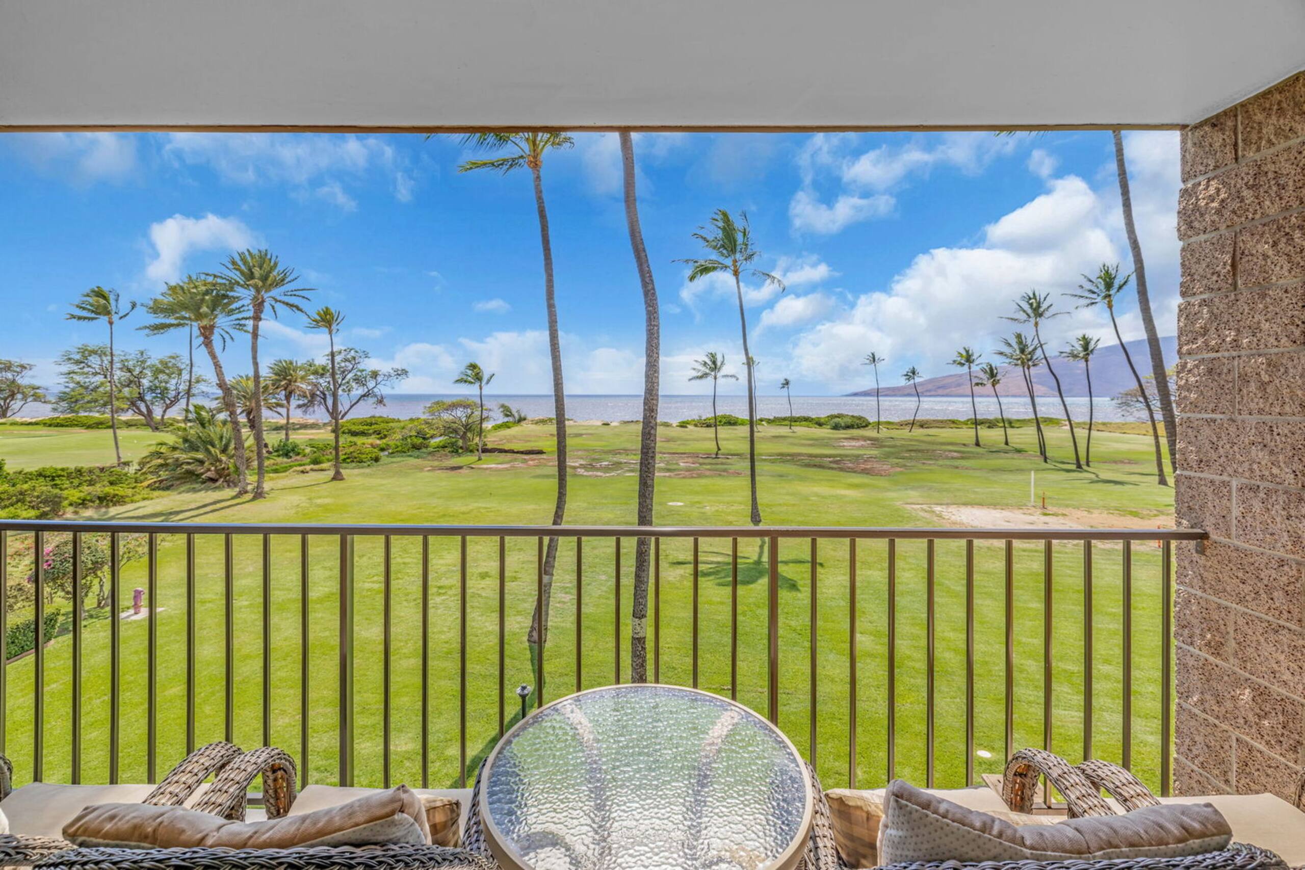 Condo in Kihei · ★4.76 · 2 bedrooms · 3 beds · 2 baths - Image 5
