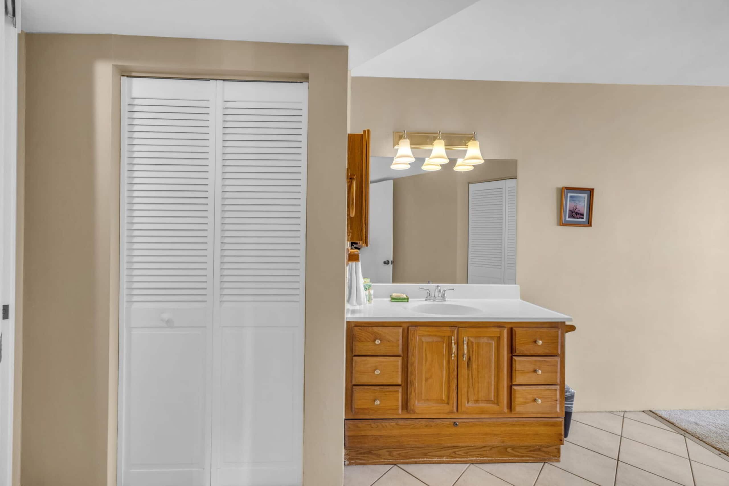 Condo in Kihei · ★4.76 · 2 bedrooms · 3 beds · 2 baths - Image 12