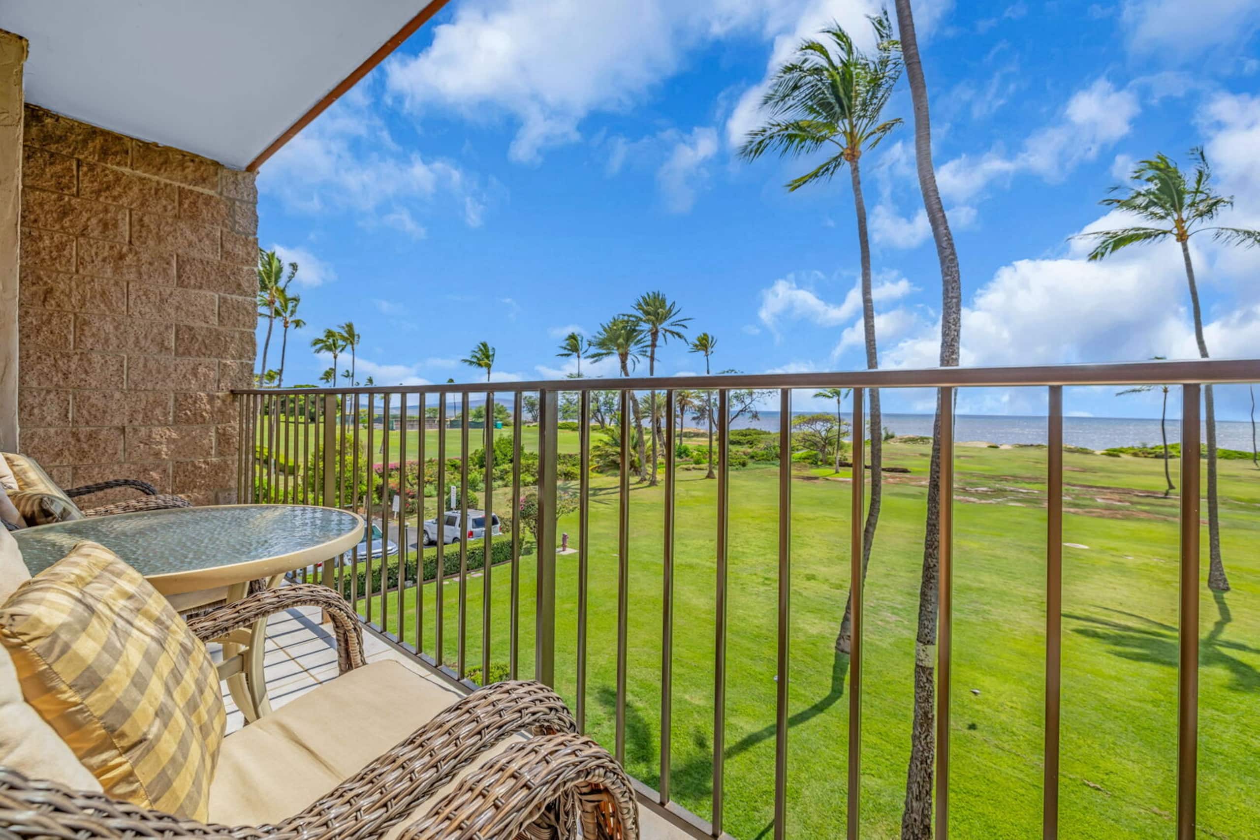 Condo in Kihei · ★4.69 · 1 bedroom · 2 beds · 1 bath - Image 28
