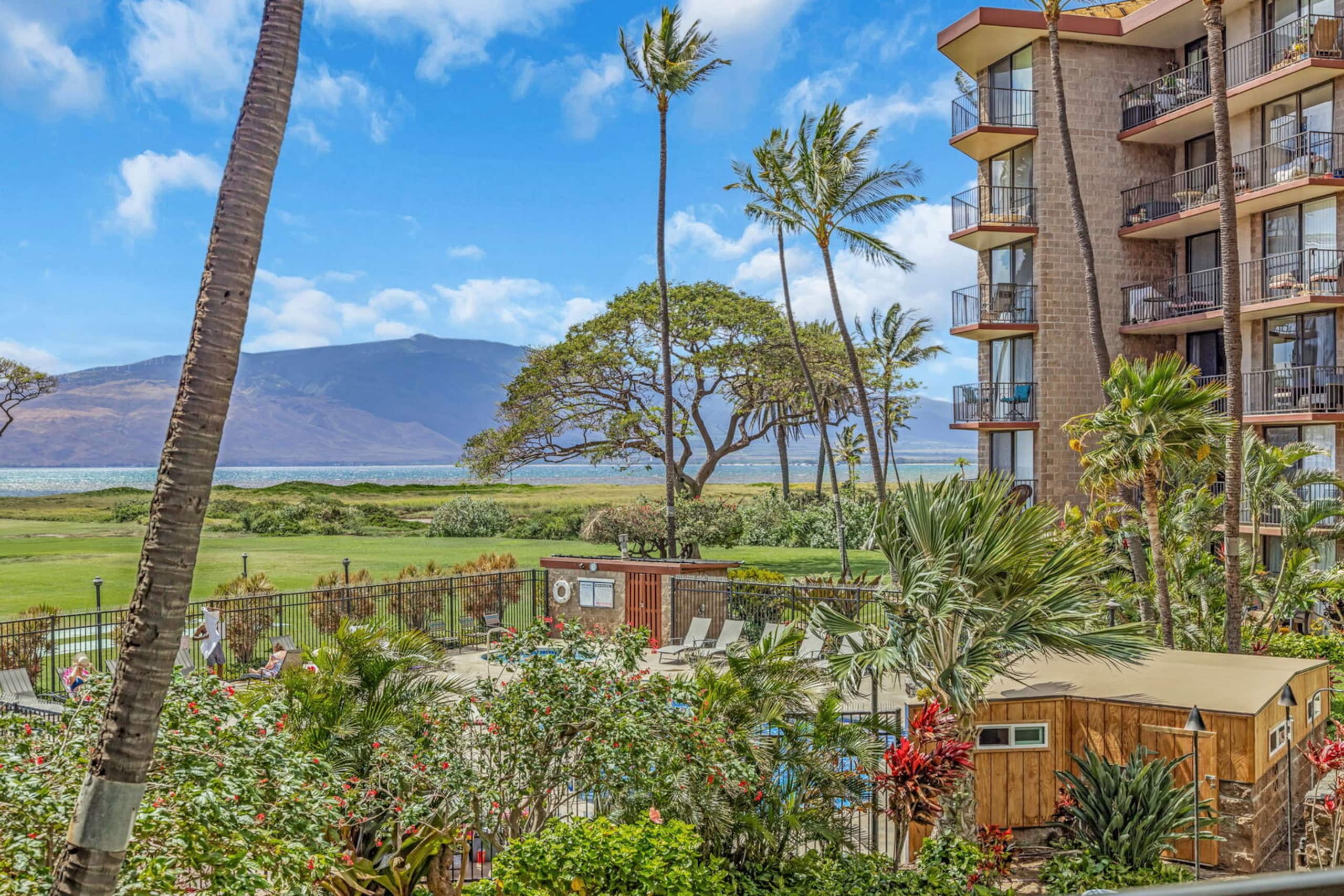 Condo in Kihei · ★4.69 · 1 bedroom · 2 beds · 1 bath - Image 7
