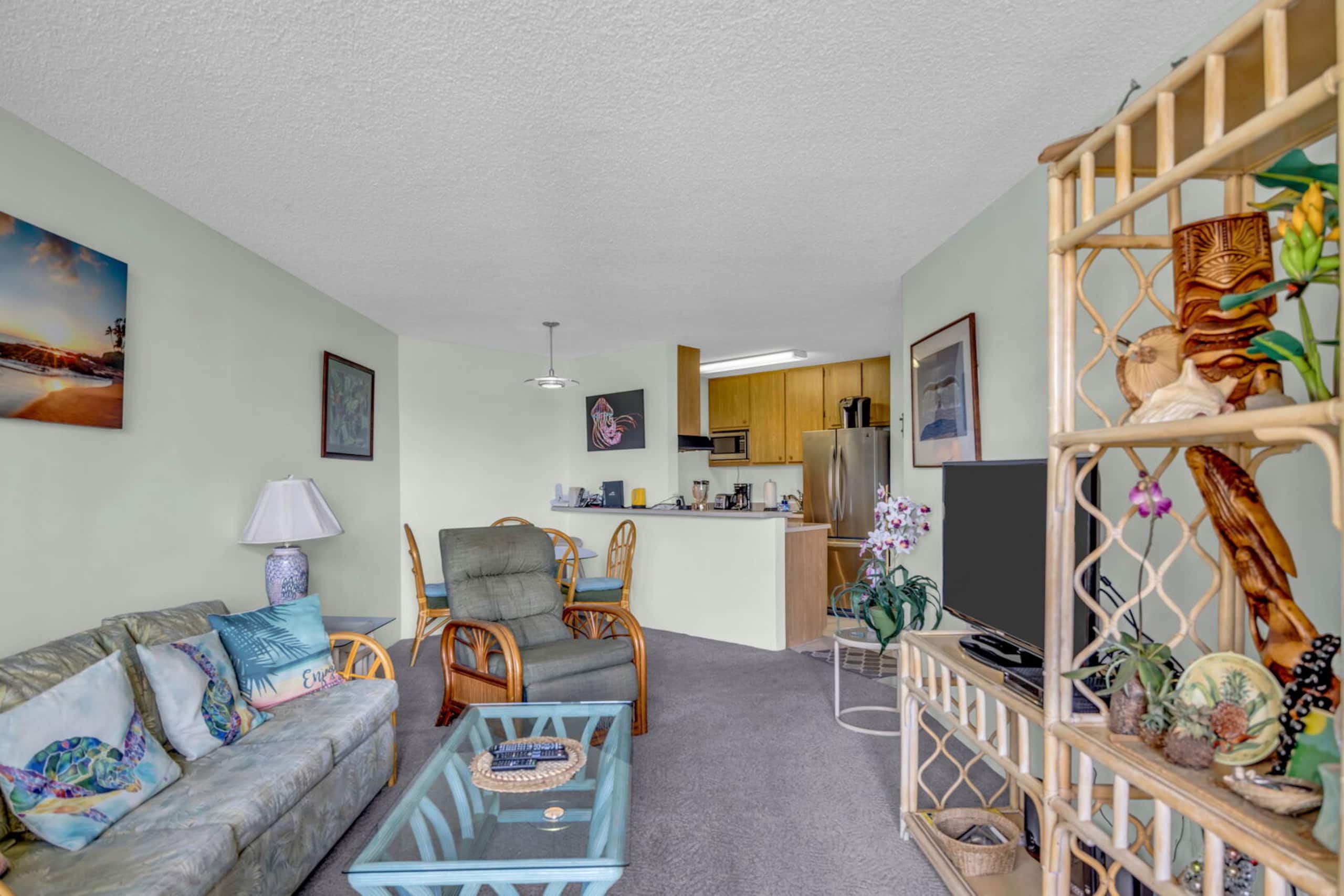 Condo in Kihei · ★4.69 · 1 bedroom · 2 beds · 1 bath - Image 19