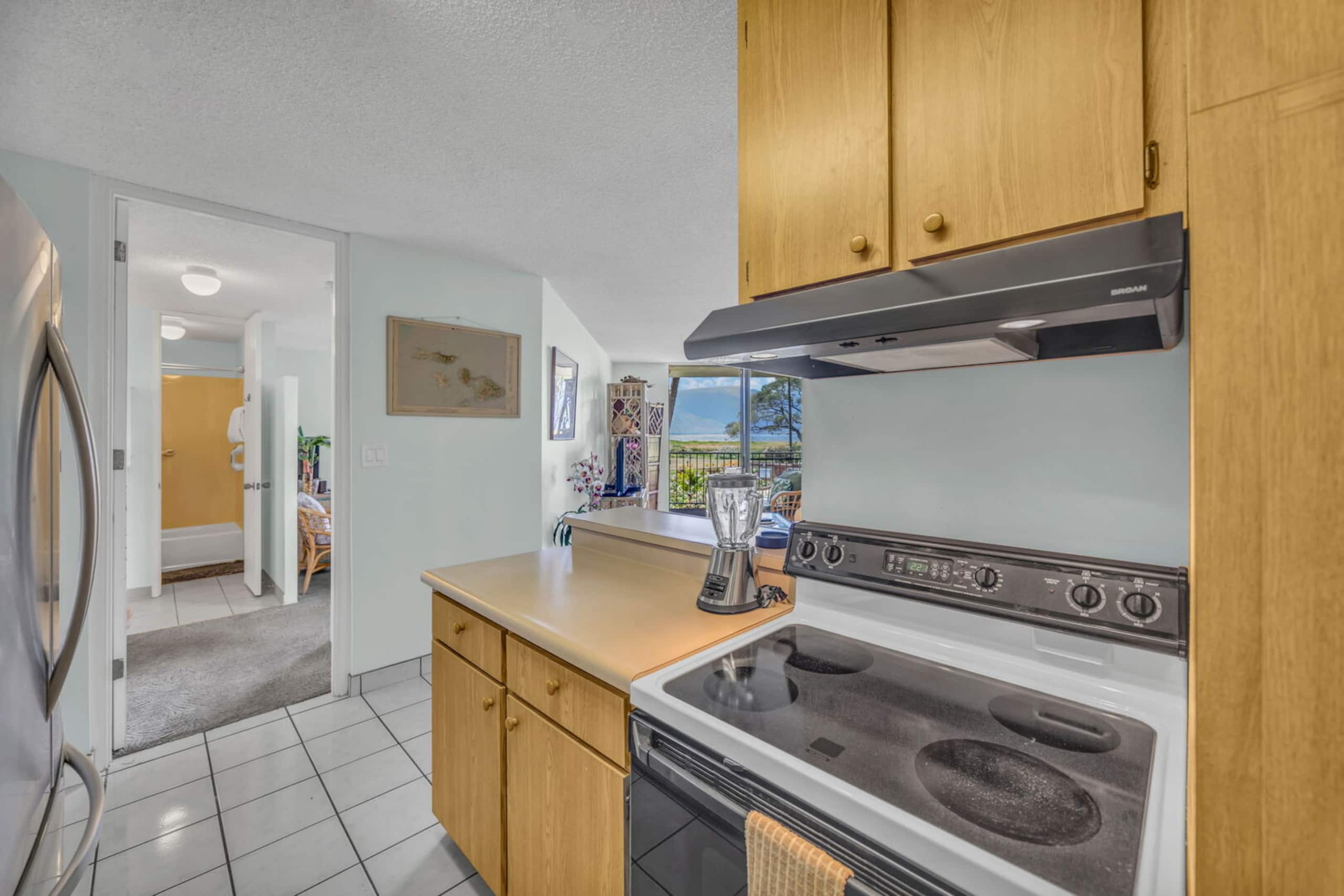 Condo in Kihei · ★4.69 · 1 bedroom · 2 beds · 1 bath - Image 12
