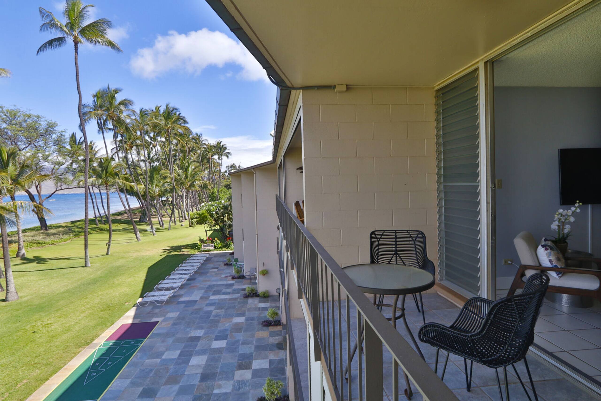 Condo in Kihei · ★4.29 · 1 bedroom · 2 beds · 1 bath - Image 8