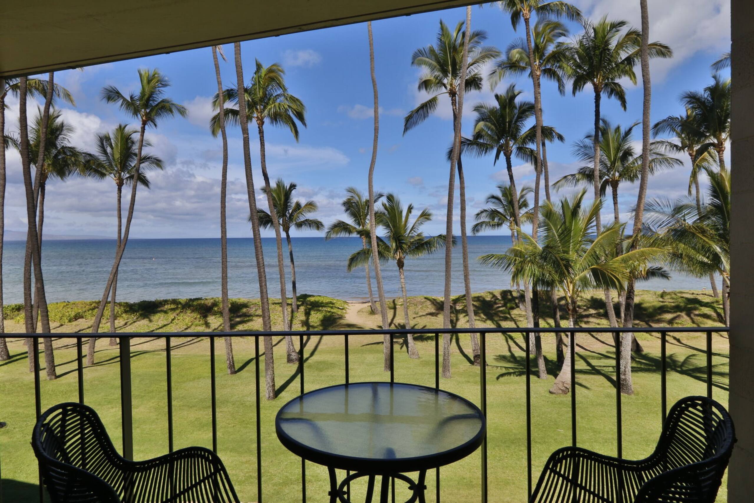 Condo in Kihei · ★4.29 · 1 bedroom · 2 beds · 1 bath - Image 1