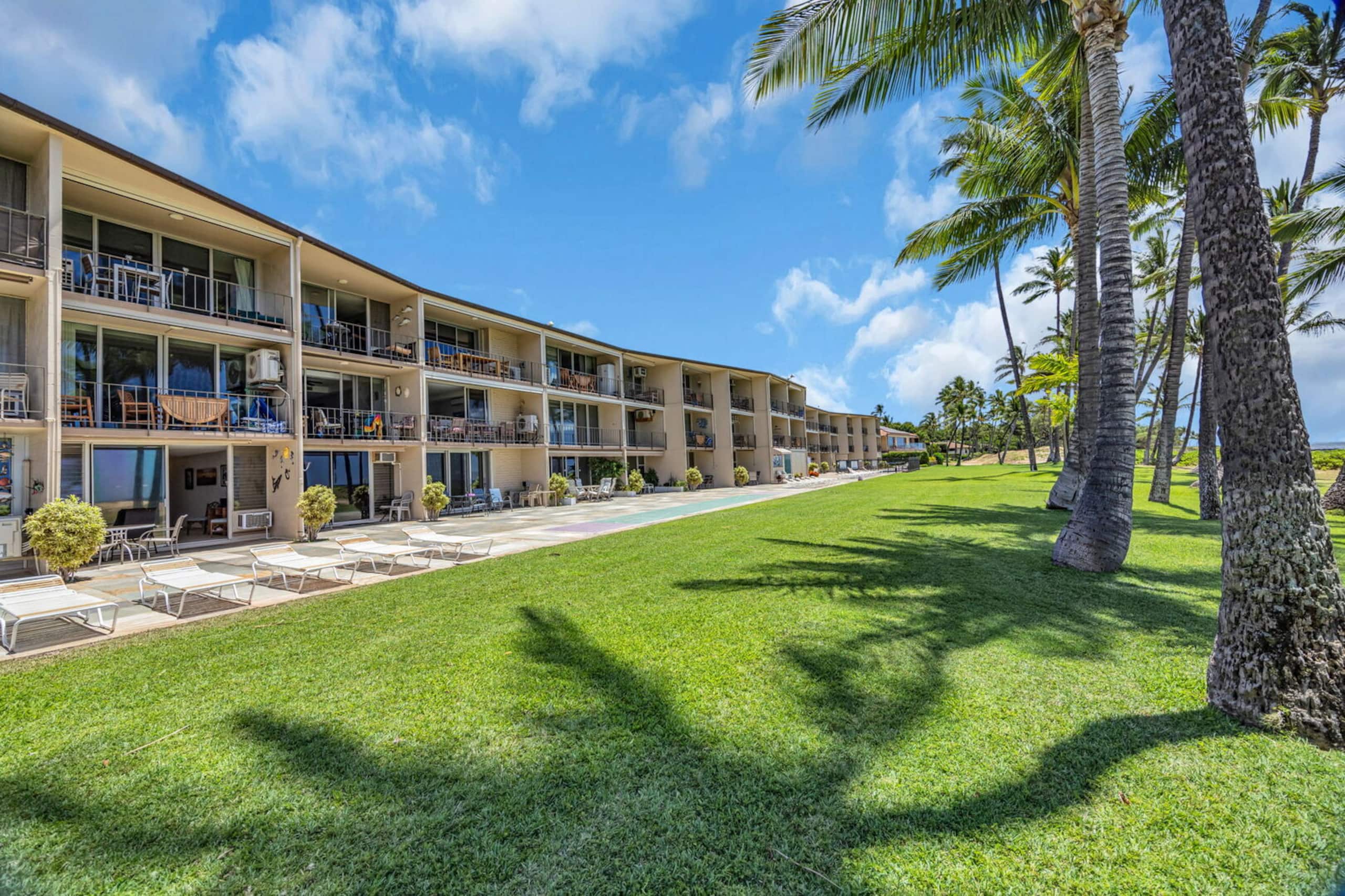 Condo in Kihei · ★4.72 · 1 bedroom · 1 bed · 1 bath - Image 23