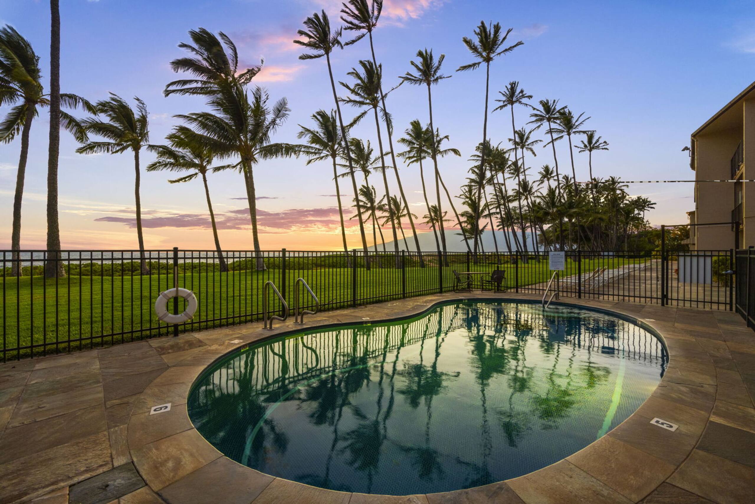 Condo in Kihei · ★4.72 · 1 bedroom · 1 bed · 1 bath - Image 37