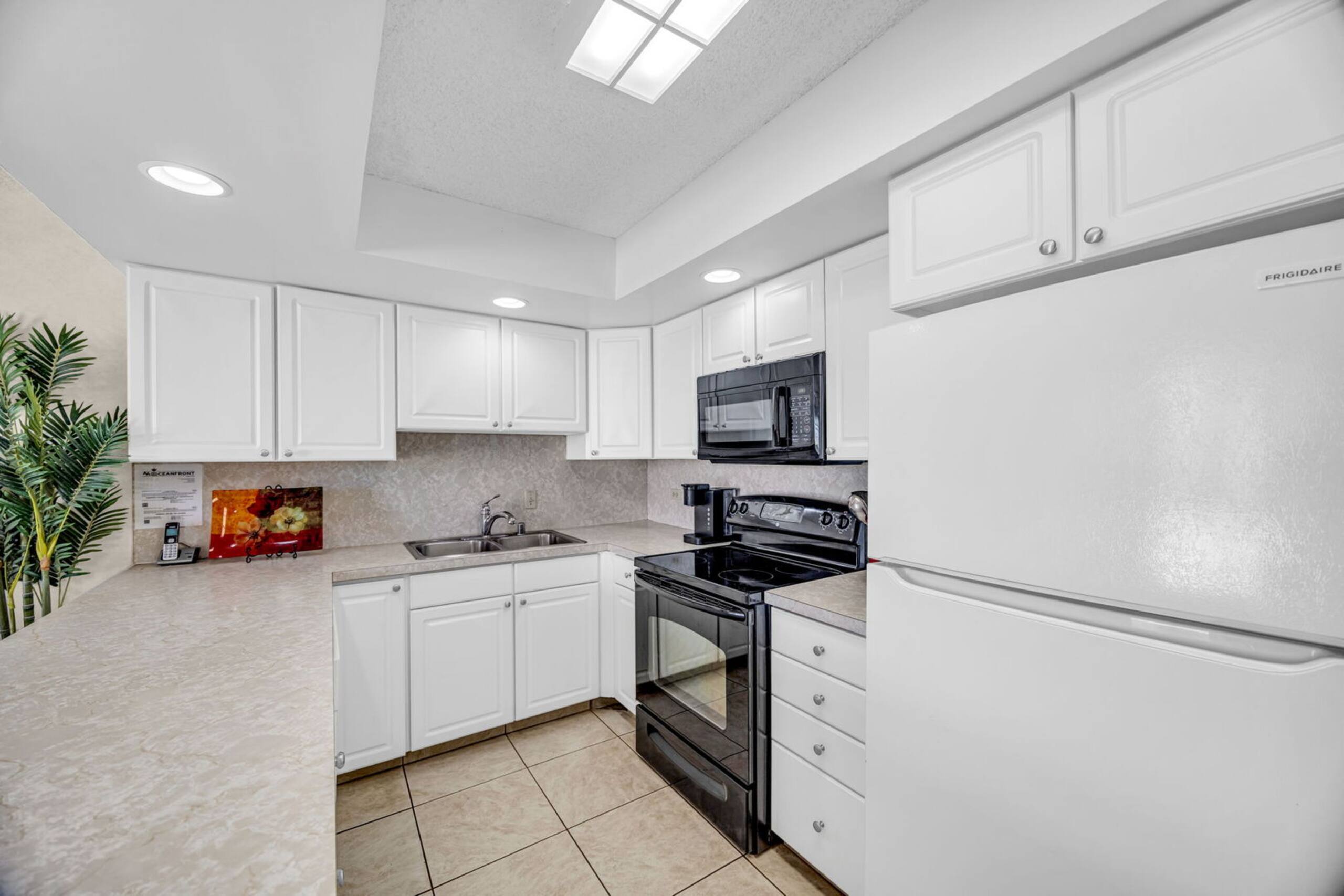 Condo in Kihei · ★4.72 · 1 bedroom · 1 bed · 1 bath - Image 5