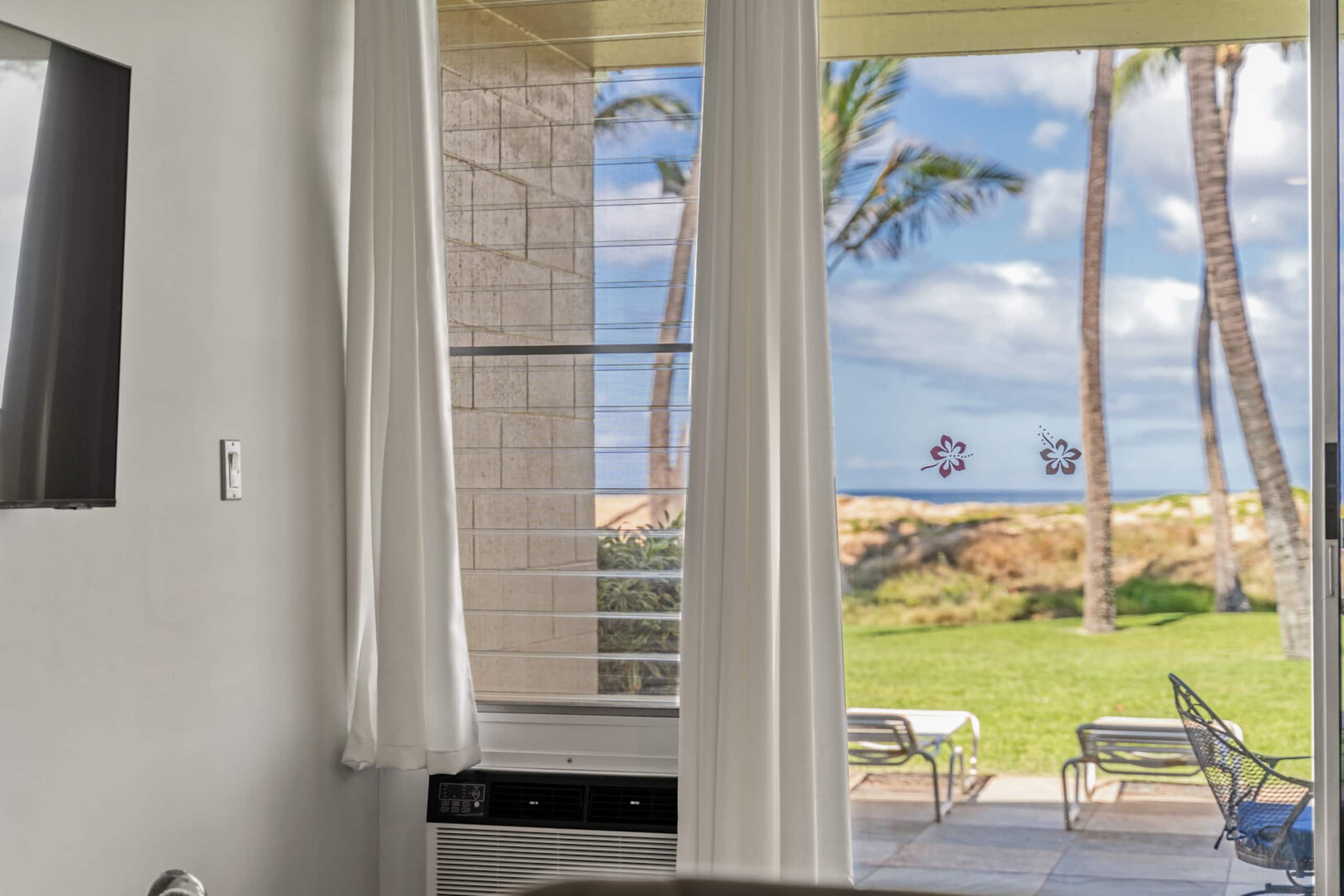 Condo in Kihei · ★4.5 · 1 bedroom · 2 beds · 1 bath - Image 4
