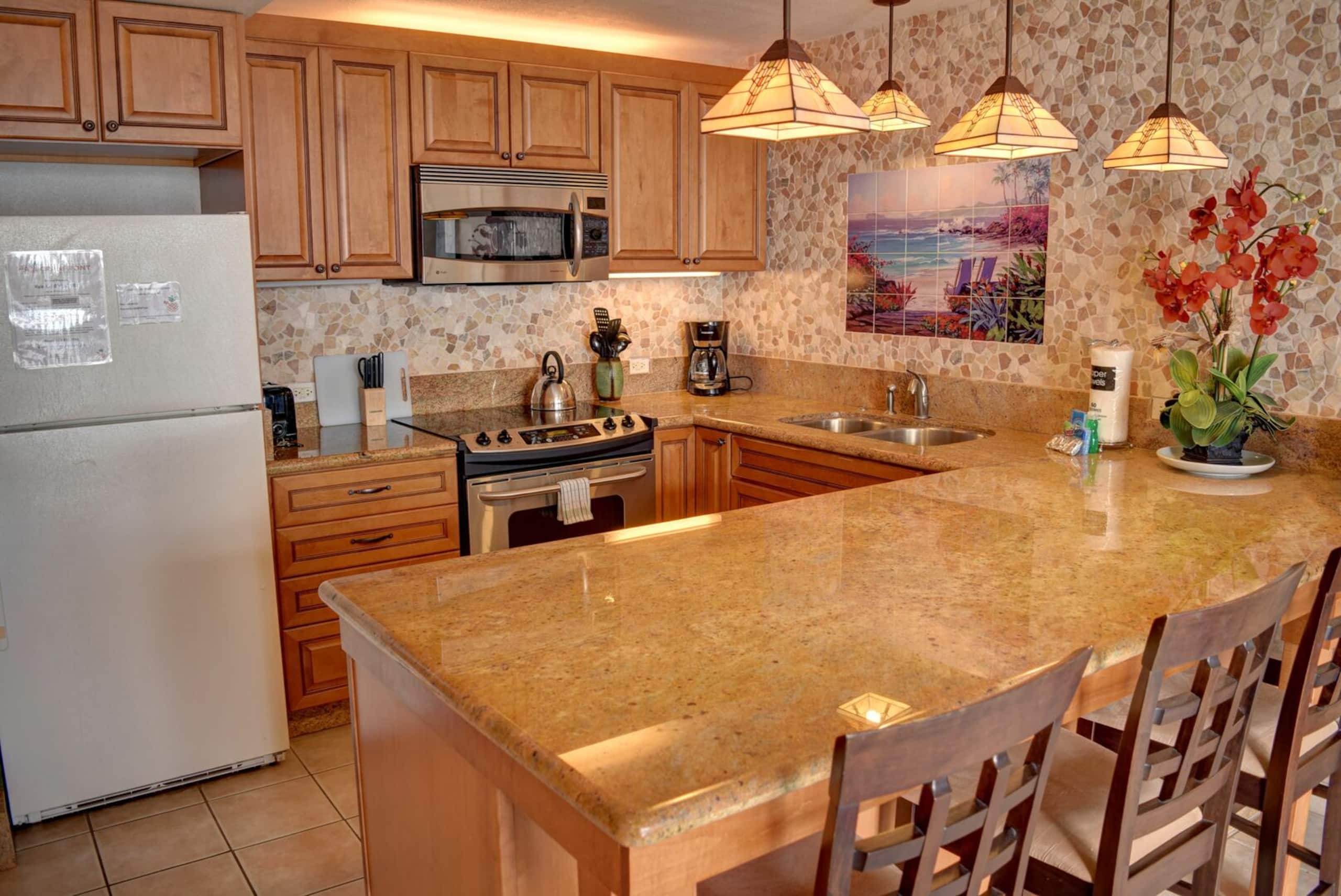 Condo in Kihei · ★4.0 · 1 bedroom · 2 beds · 1 bath - Image 4