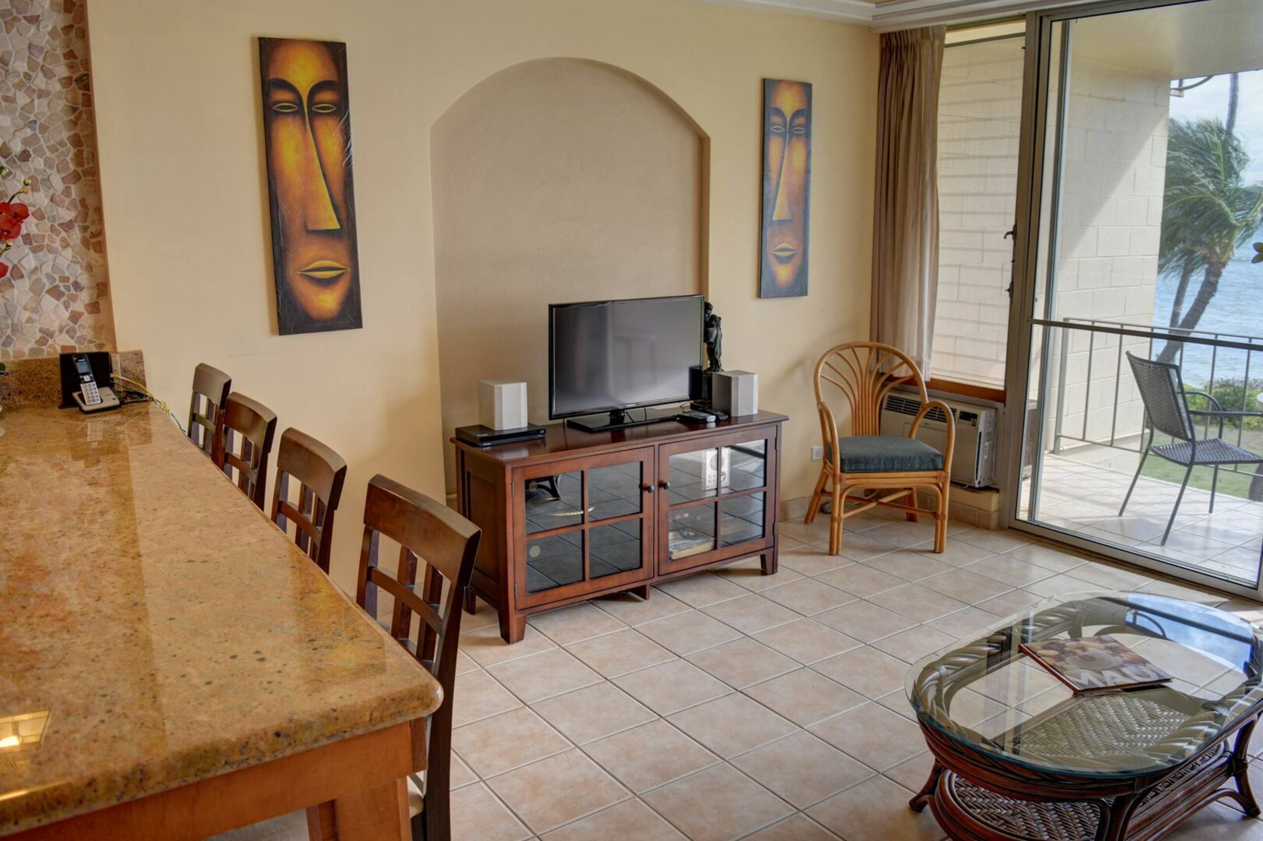 Condo in Kihei · ★4.0 · 1 bedroom · 2 beds · 1 bath - Image 3