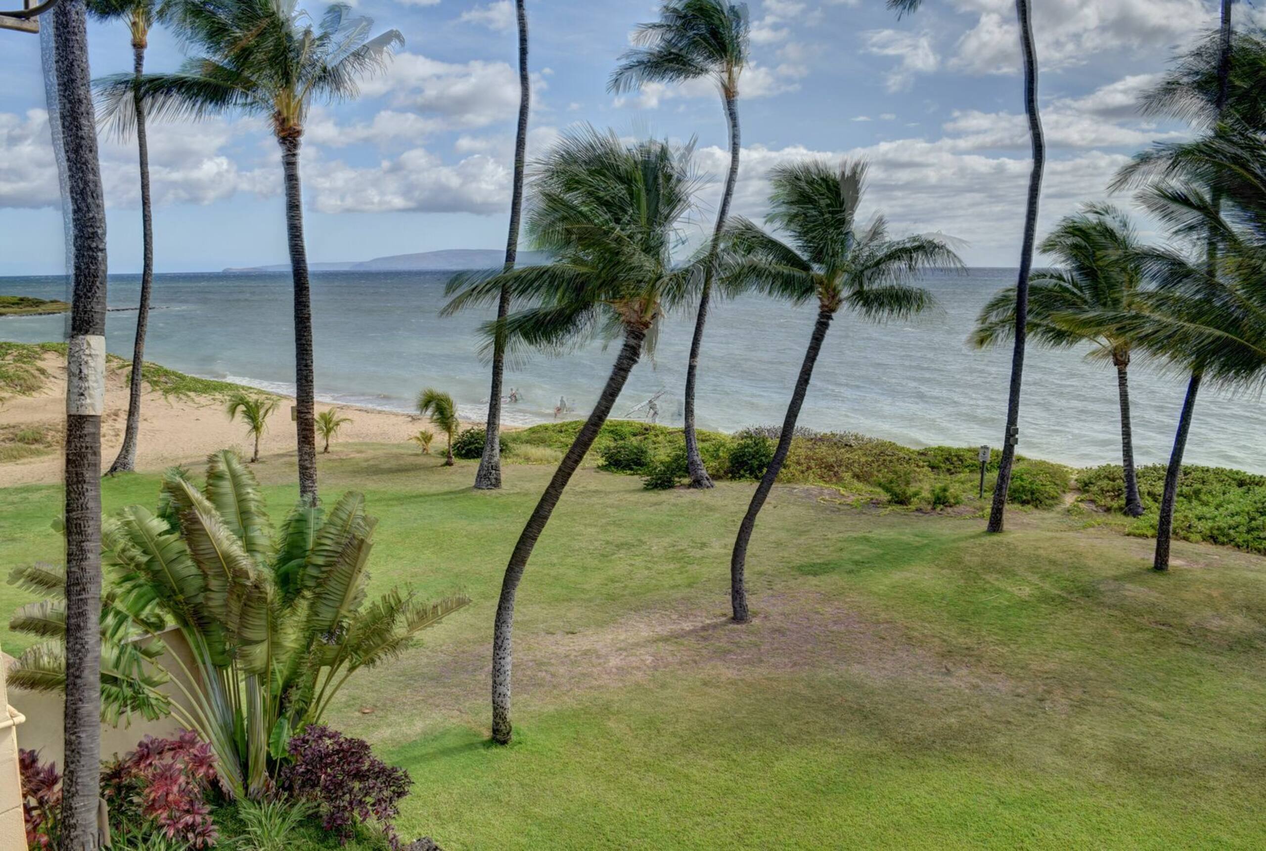 Condo in Kihei · ★4.0 · 1 bedroom · 2 beds · 1 bath - Image 12