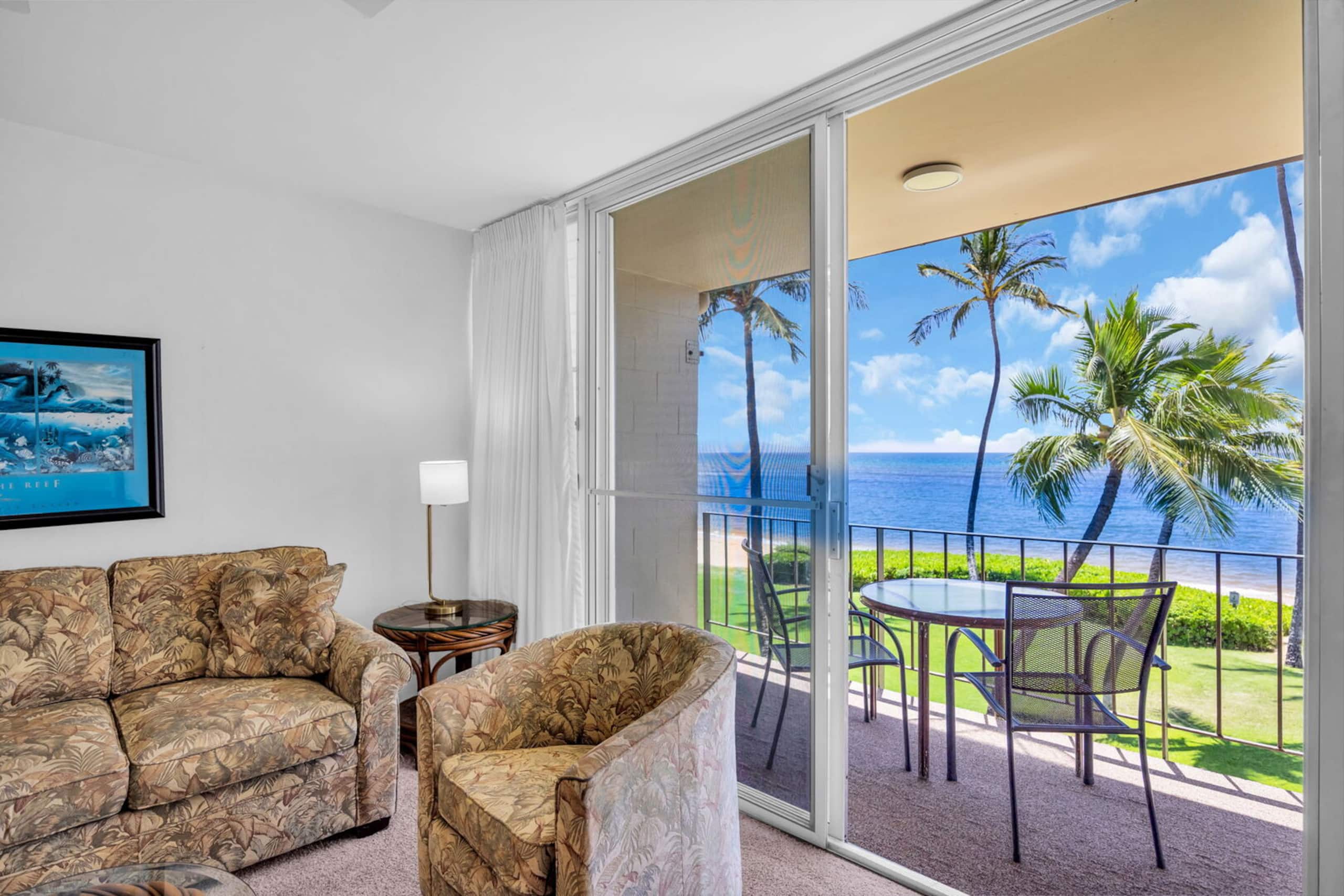 Condo in Kihei · ★4.33 · 1 bedroom · 2 beds · 1 bath - Image 6