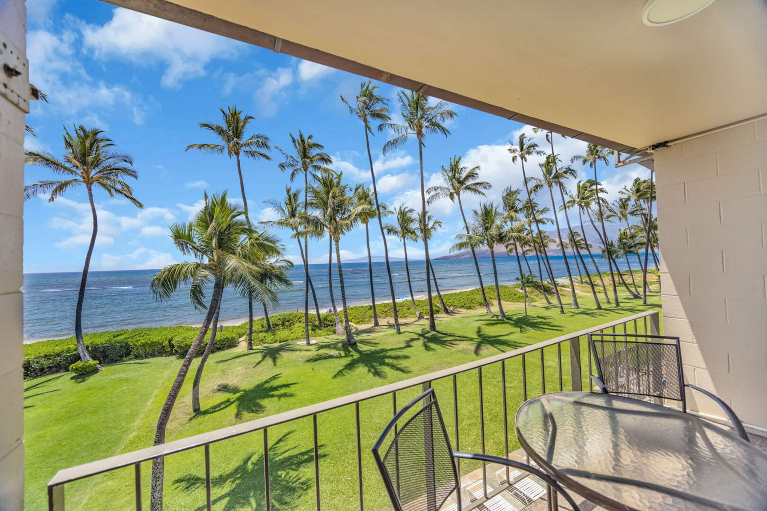 Condo in Kihei · ★4.33 · 1 bedroom · 2 beds · 1 bath - Image 16