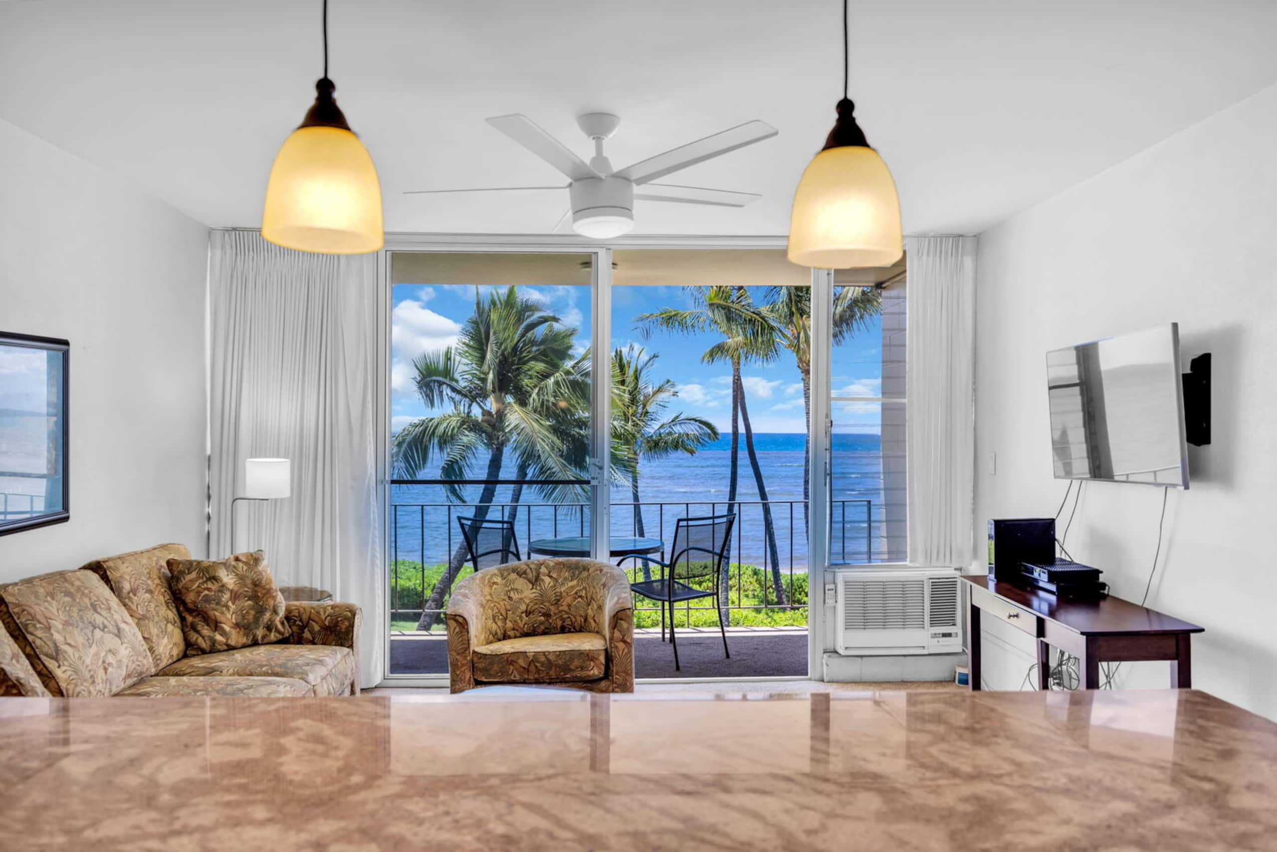 Condo in Kihei · ★4.33 · 1 bedroom · 2 beds · 1 bath - Image 9