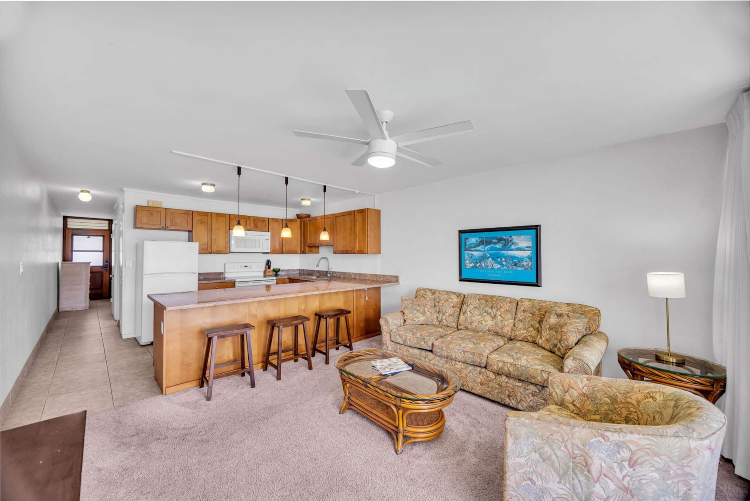 Condo in Kihei · ★4.33 · 1 bedroom · 2 beds · 1 bath - Image 7