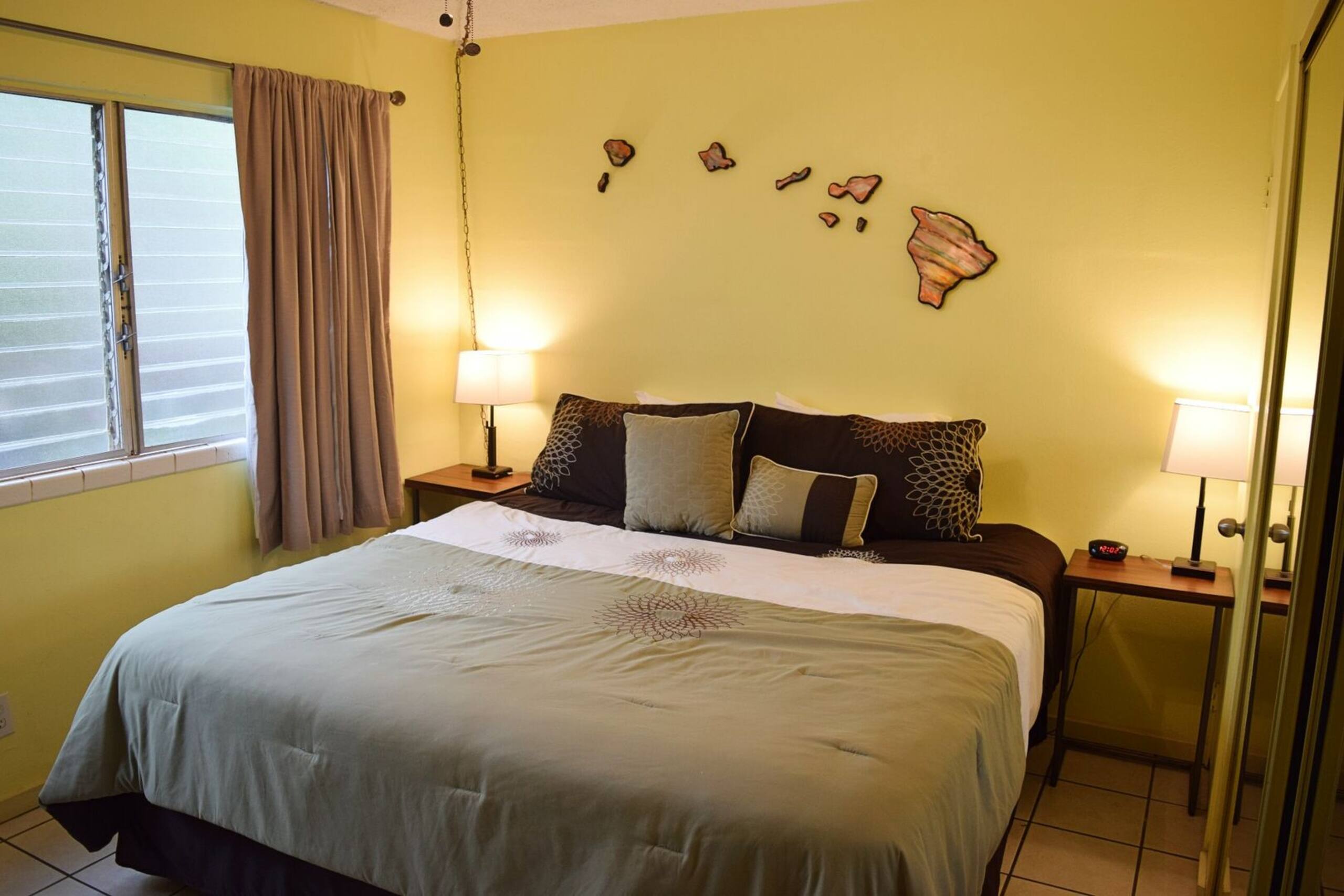 Condo in Kihei · ★4.42 · 1 bedroom · 2 beds · 1 bath - Image 10