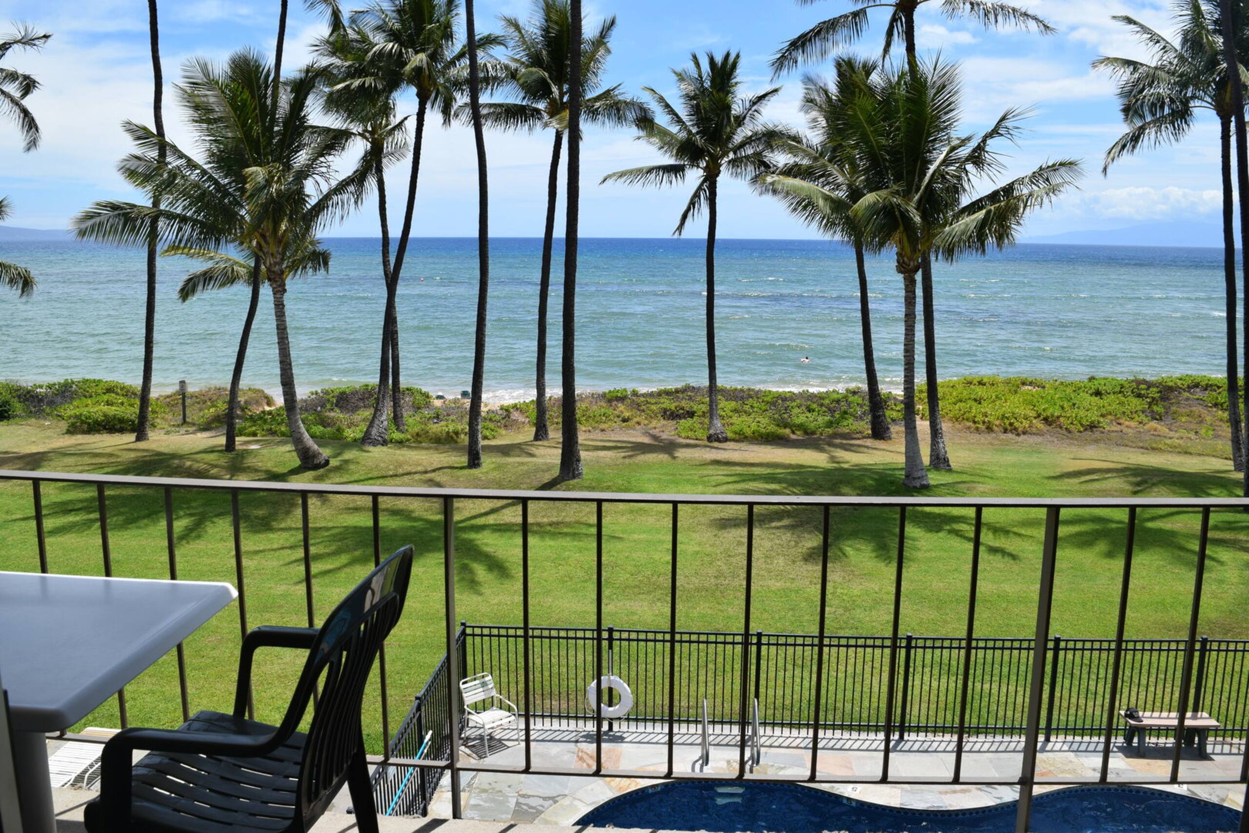 Condo in Kihei · ★4.41 · 2 bedrooms · 3 beds · 2 baths - Image 11