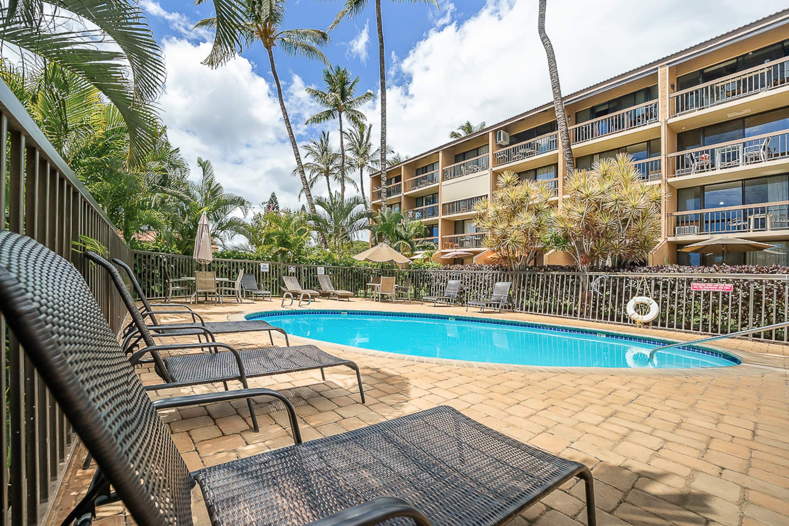 Condo in Kihei · ★4.55 · 2 bedrooms · 2 beds · 2 private baths - Image 51