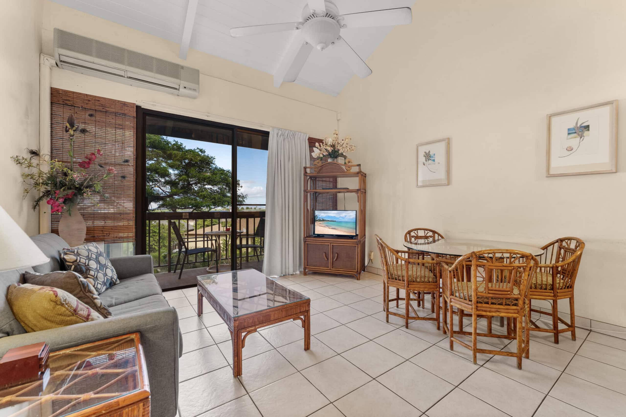 Condo in Kihei · ★4.55 · 2 bedrooms · 2 beds · 2 private baths - Image 5