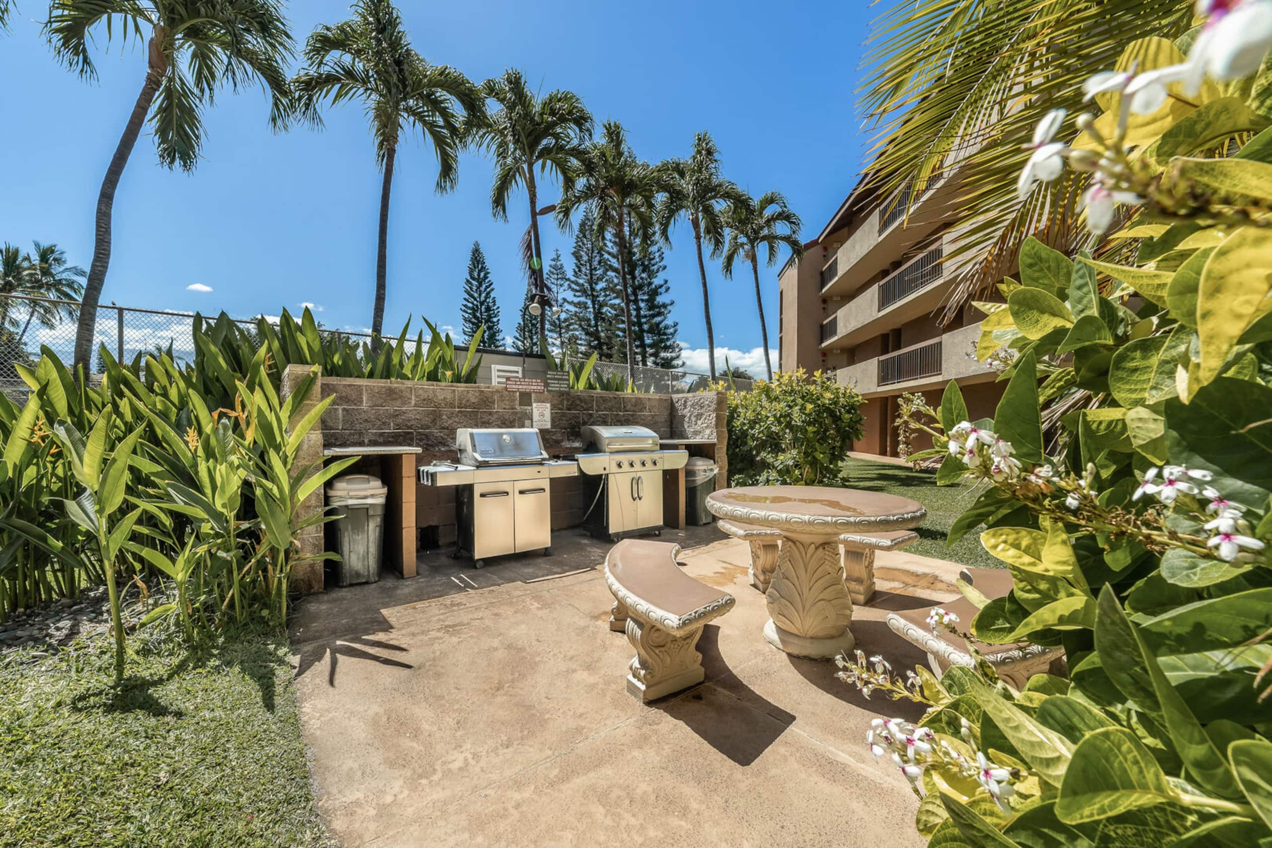 Condo in Kihei · ★4.55 · 2 bedrooms · 2 beds · 2 private baths - Image 49