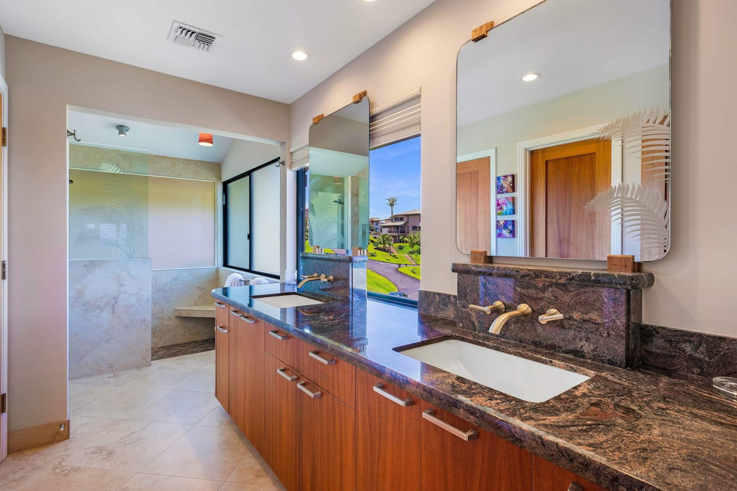 Villa in Lahaina · ★5.0 · 2 bedrooms · 3 beds · 3 baths - Image 21