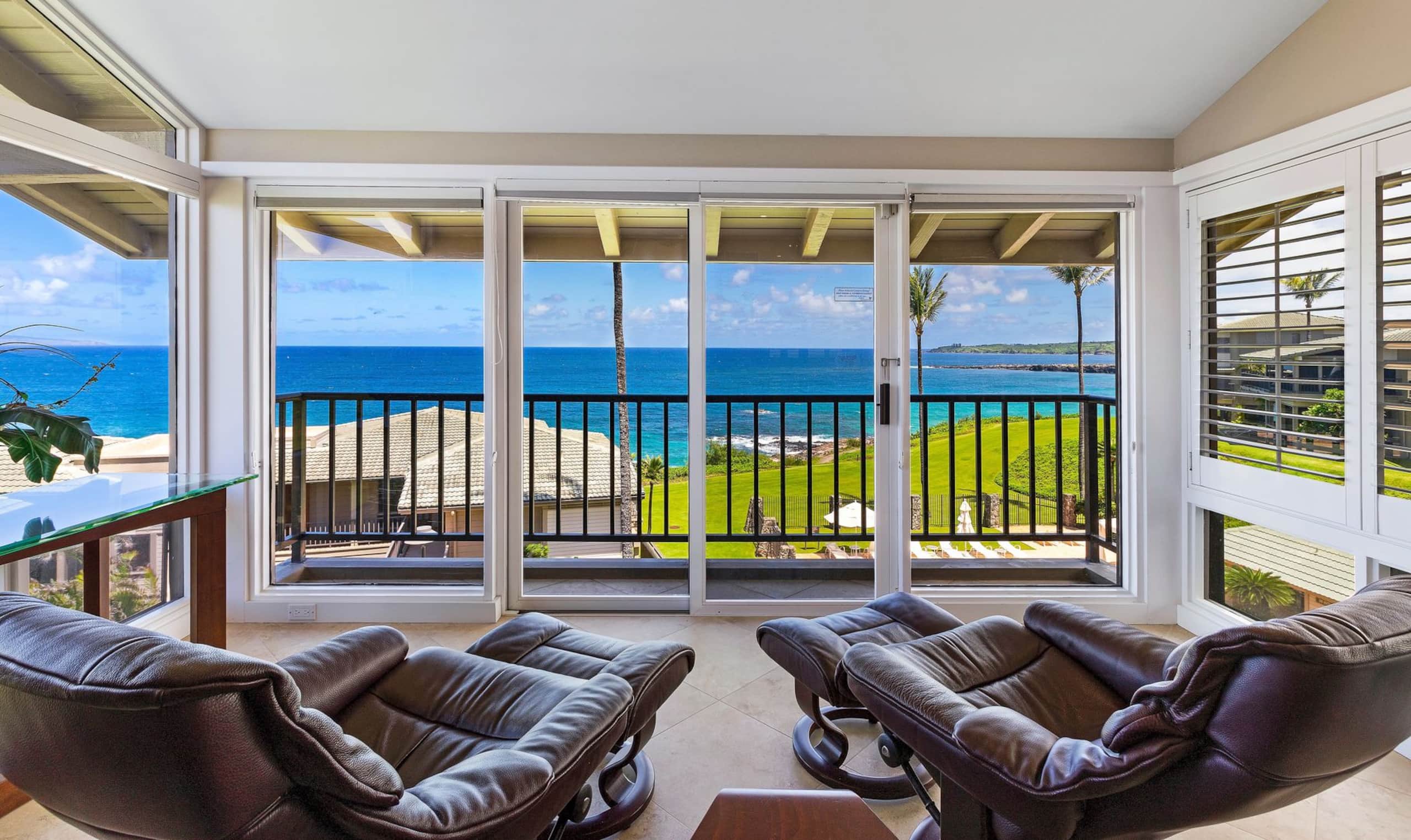 Villa in Lahaina · ★5.0 · 2 bedrooms · 3 beds · 3 baths - Image 25