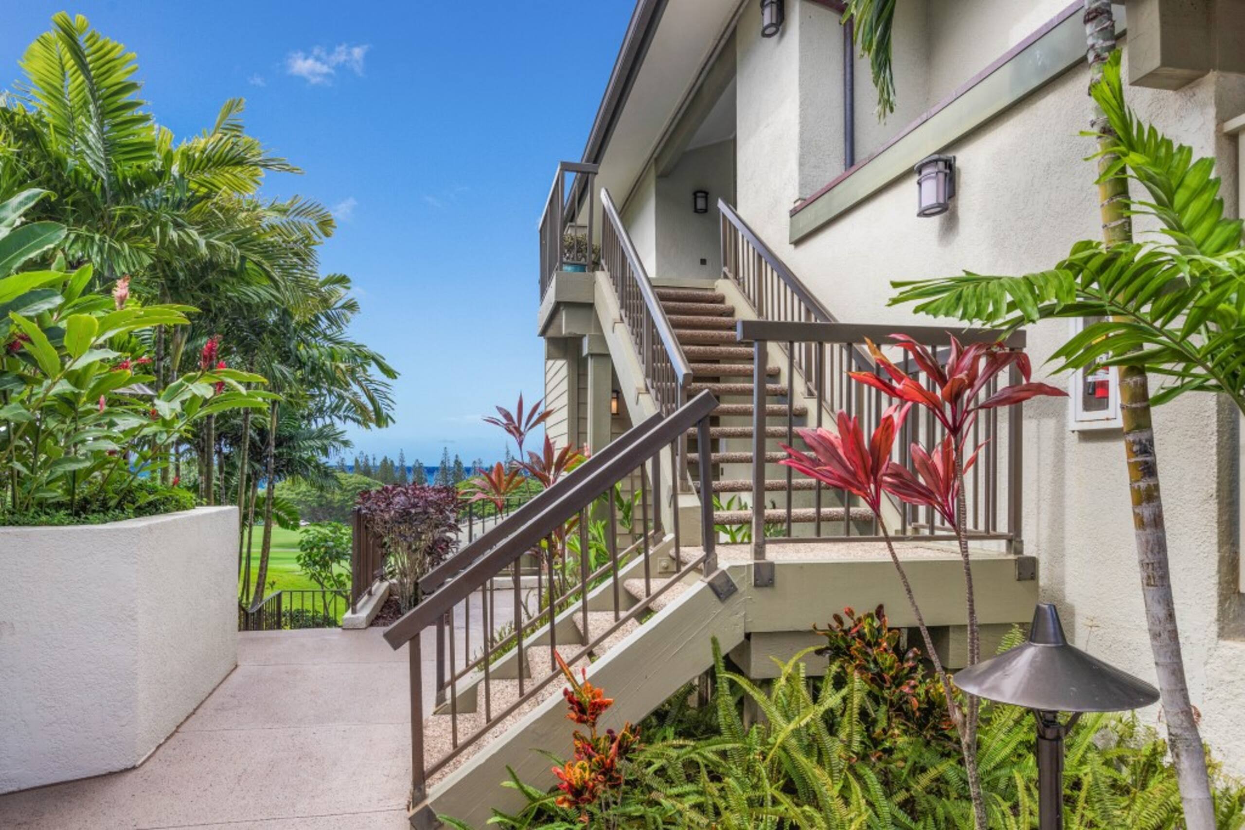 Villa in Lahaina · ★5.0 · 1 bedroom · 1 bed · 1.5 baths - Image 2