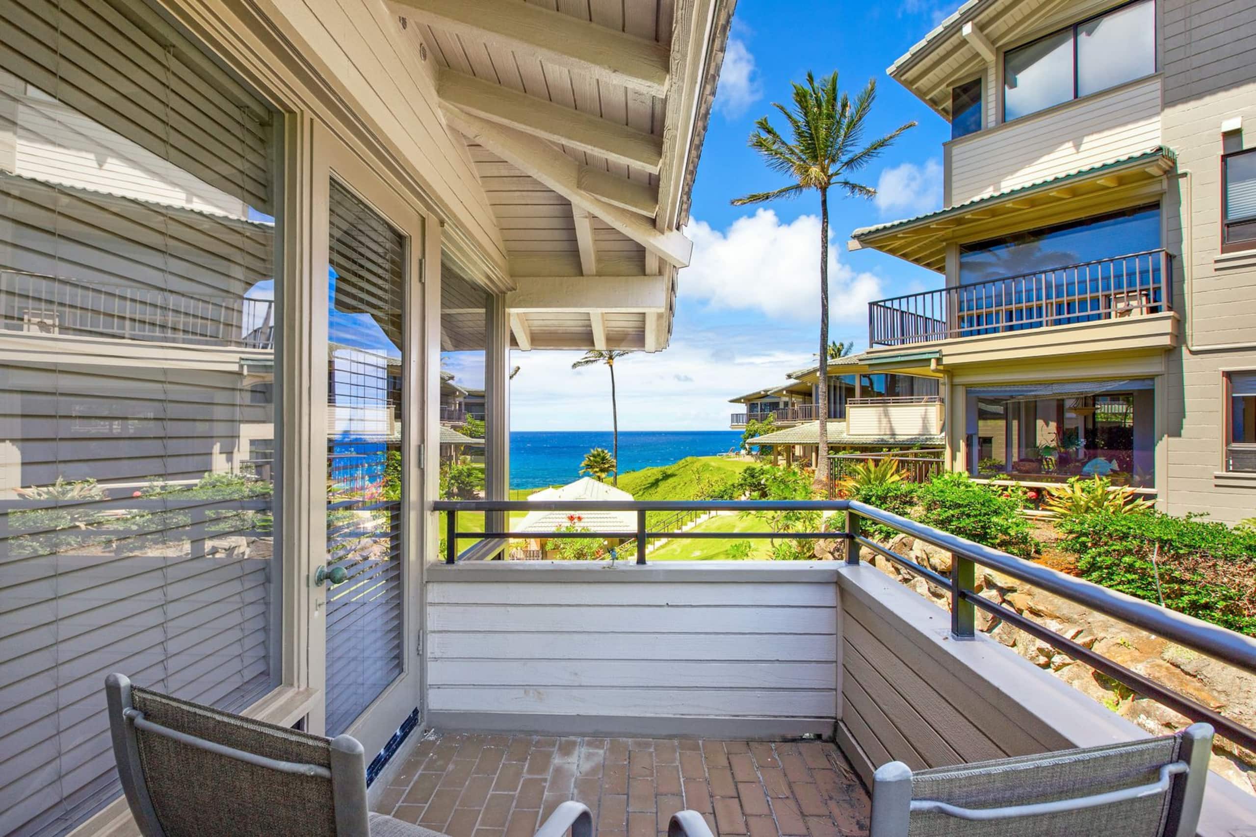 Villa in Lahaina · ★5.0 · 1 bedroom · 2 beds · 2 baths - Image 27