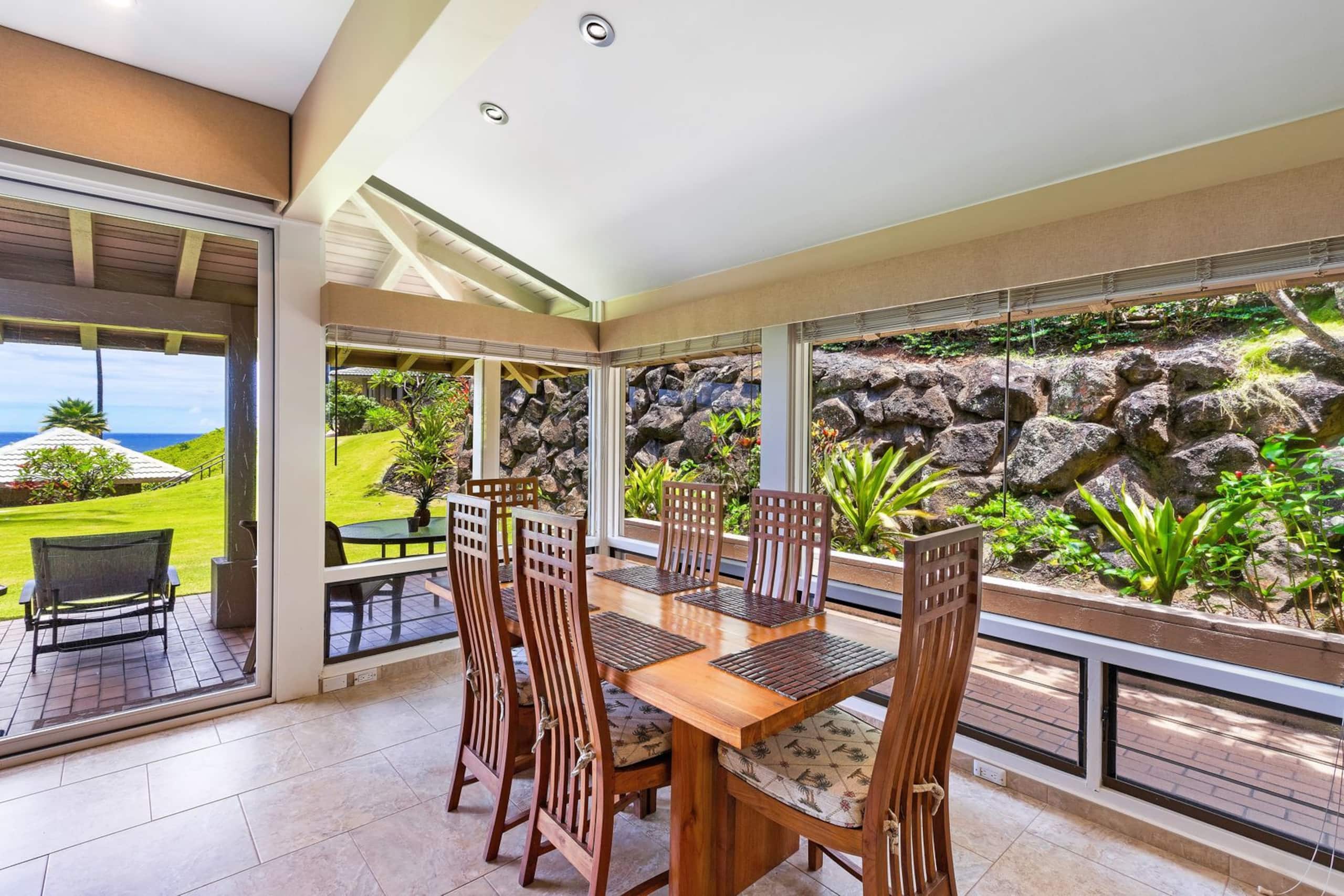 Villa in Lahaina · ★5.0 · 1 bedroom · 2 beds · 2 baths - Image 7