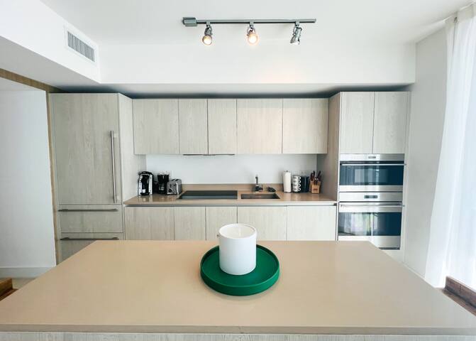 LF918 Divine 2 Bedroom Apartment @ Lyfe Resort gallery image 4