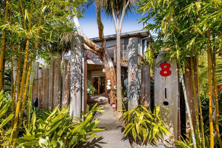 Point Leo Beach House – Point Leo gallery image 2