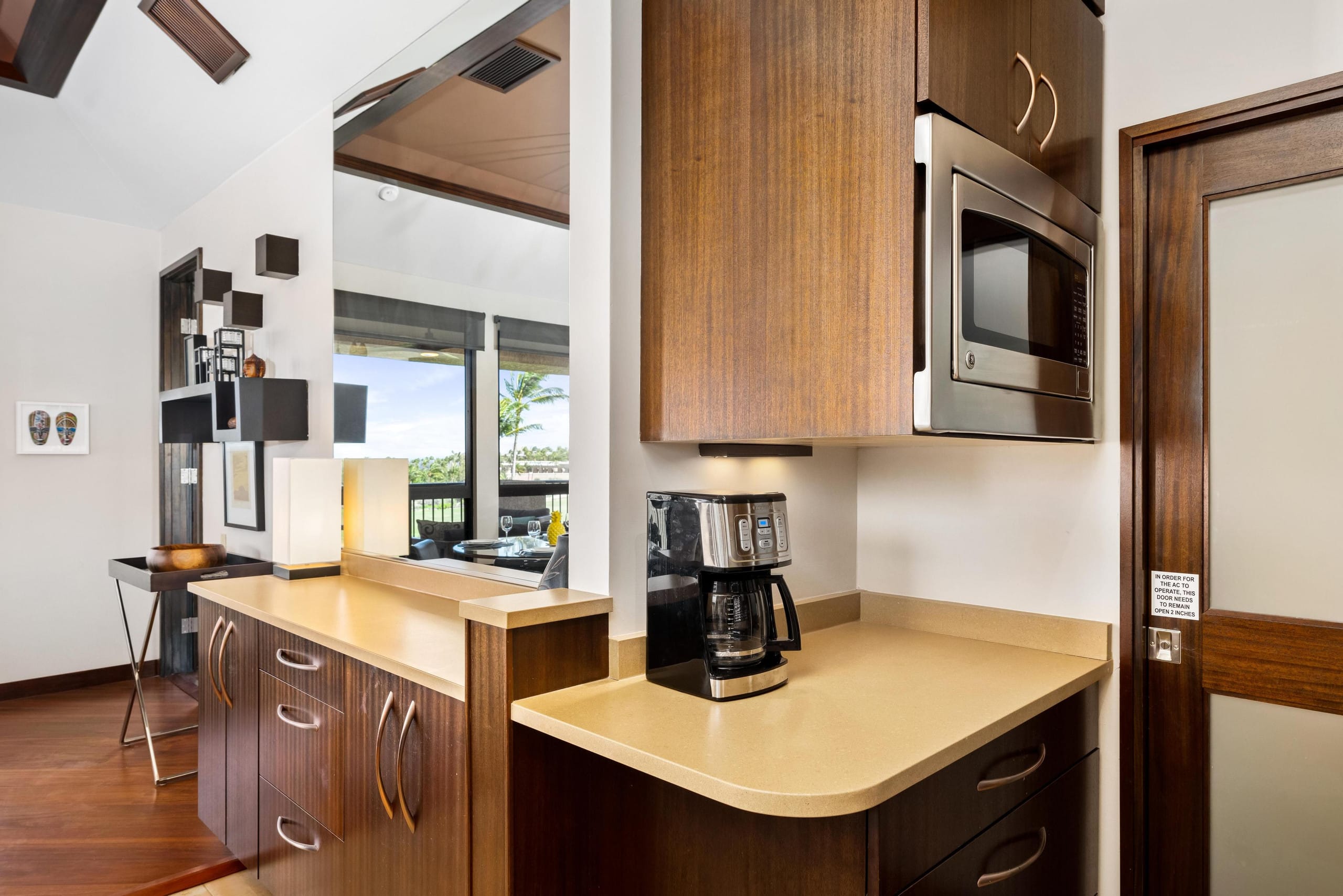 Spacious Lanai/Modern Decor. 303 Shores at - Photo 36