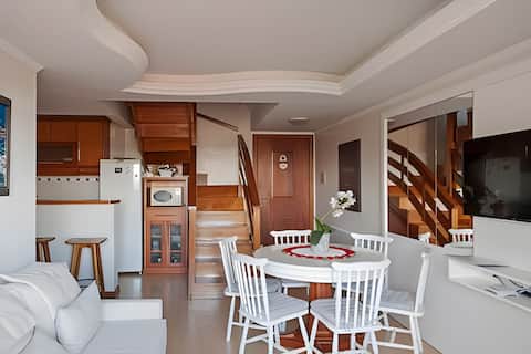 Ed. Zagonel, 3 suites, 3 blocks from Rua Coberta