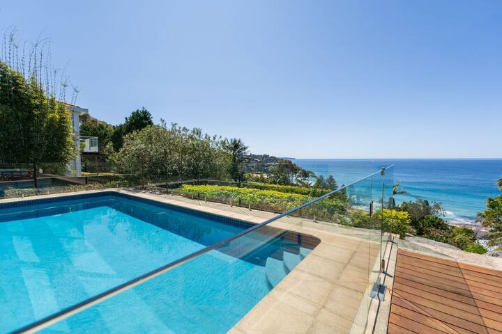 Surfs Up by Palm Beach Holiday Rentals gallery image 5