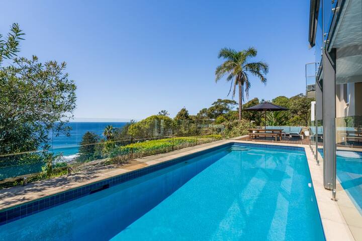 Surfs Up by Palm Beach Holiday Rentals gallery image 2